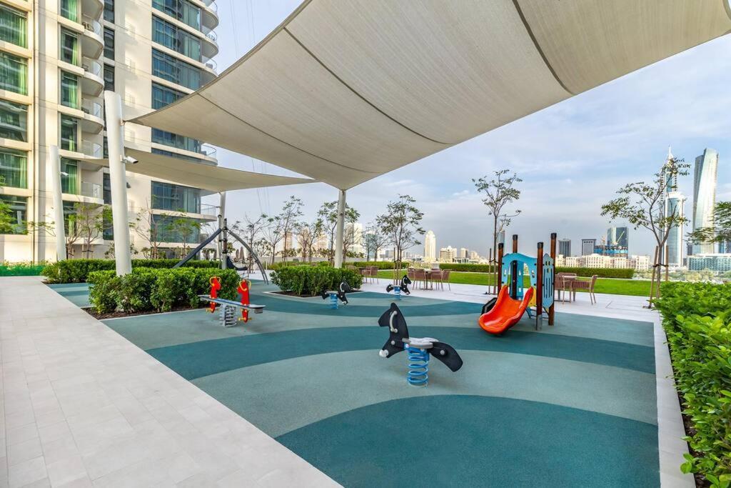 Goldbest - Emaar Beachfront 2bdr * Dubai
