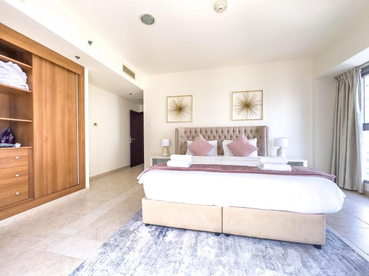 50 Percent Offer ! Iconic Princess Tower ! 64th Floor ! Sea View & Marina Walk View ! 3min To Marina Beach & Tram ! Spacious Apartment