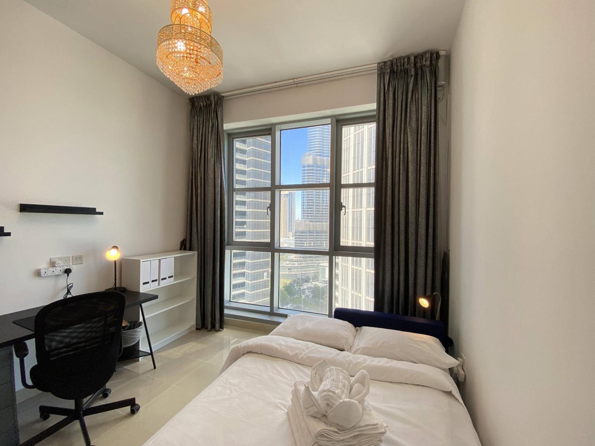 Lux Standpoint Tower Burj & Fountain Views * Dubai