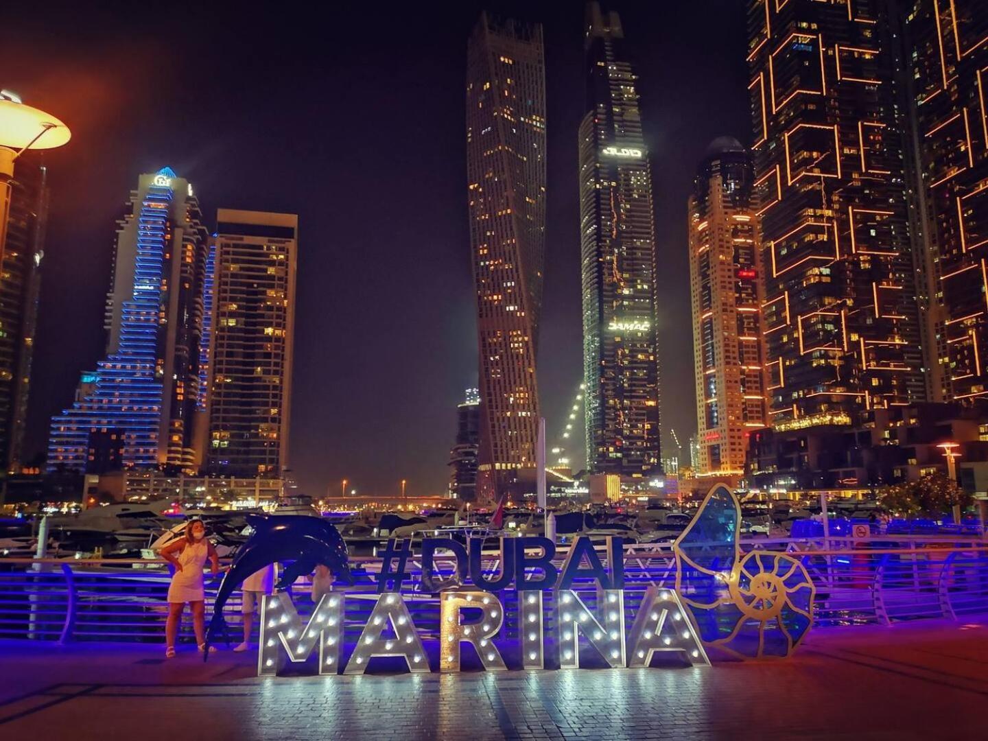 Cayan Tower - Of Choice