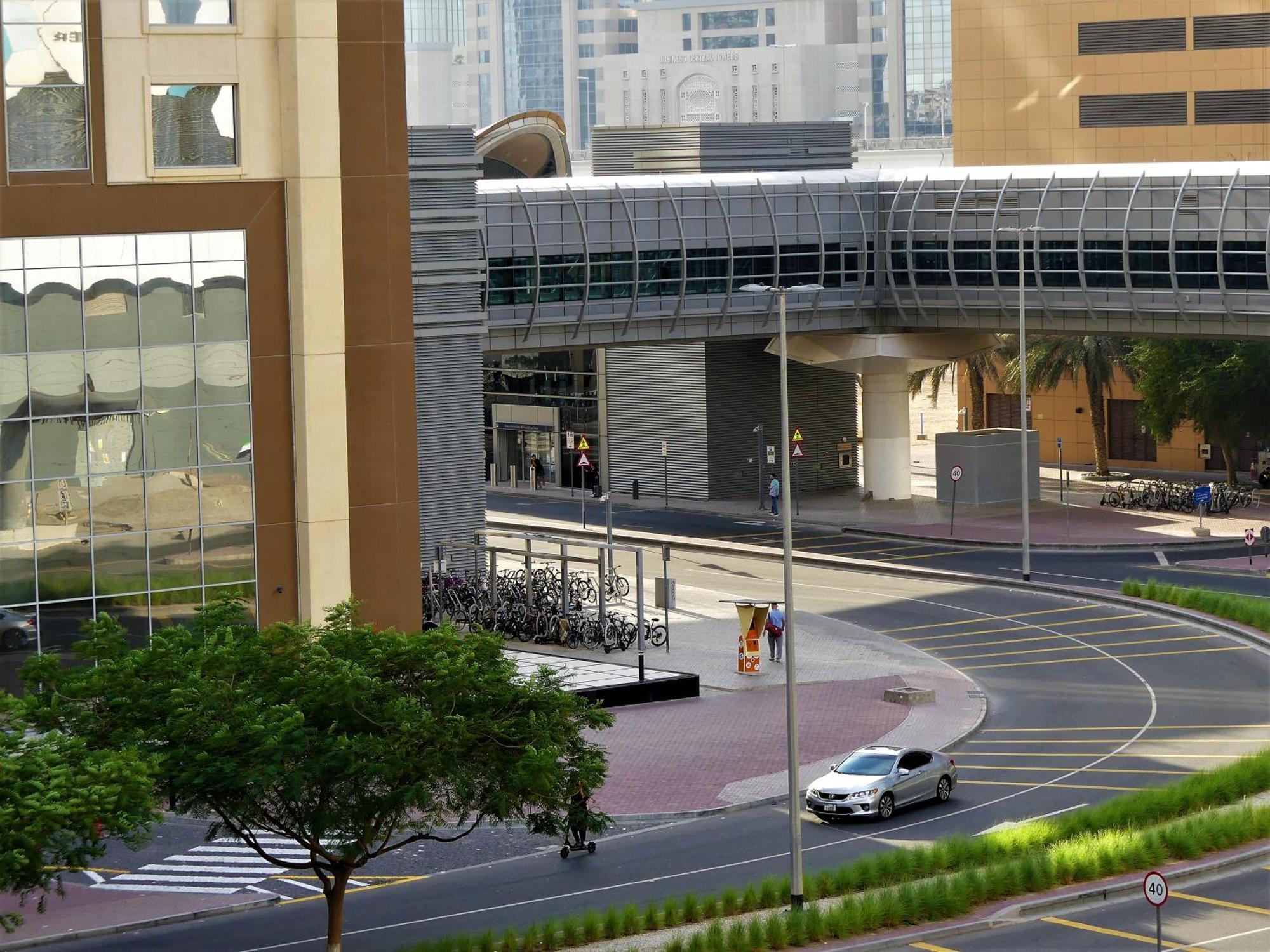- Cozy, Very Accessible And So Near To Train Station Apartment Dubai