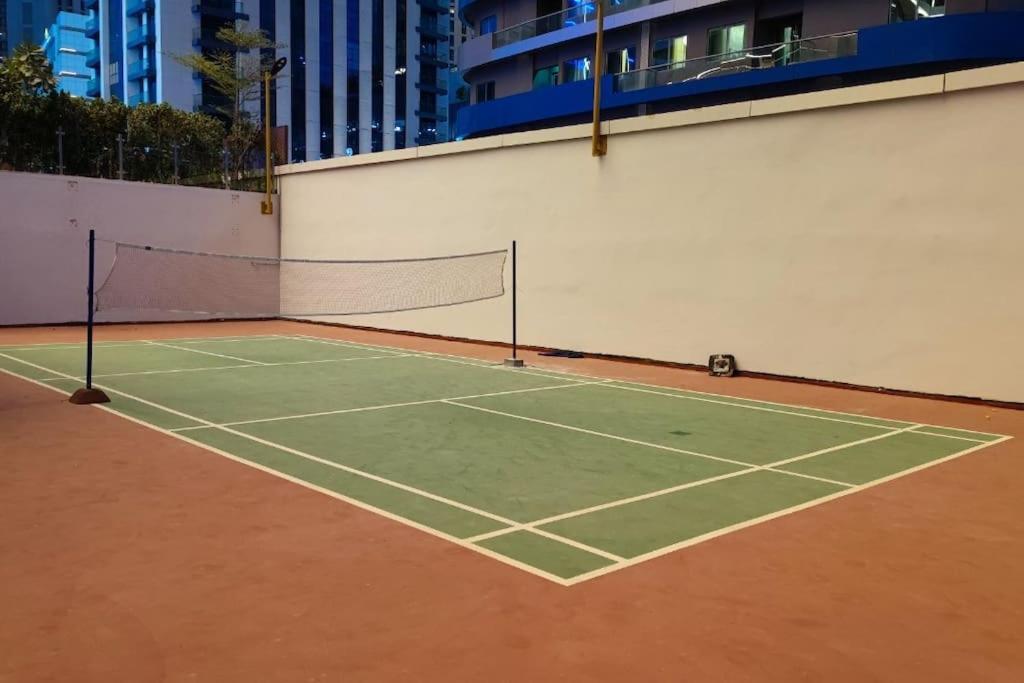 Rh - Spacious Chic Apartment, Next To Mall * Dubai