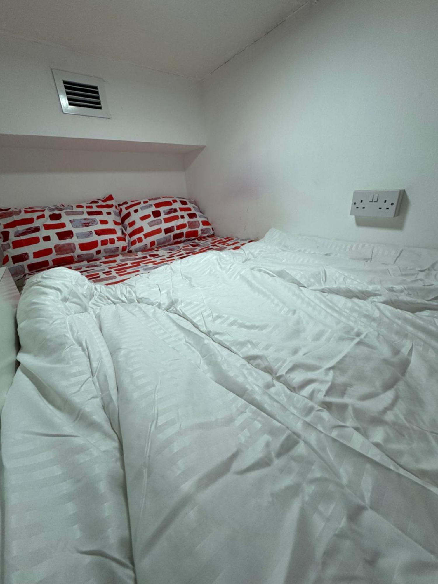 Apartment Red Leaf Near Barjuman Metro Station, Bur *