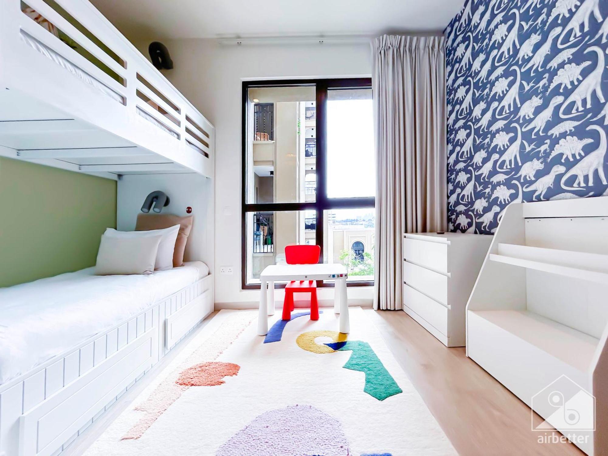 Cozy 1b Escape With Stunning Balcony Views Dubai