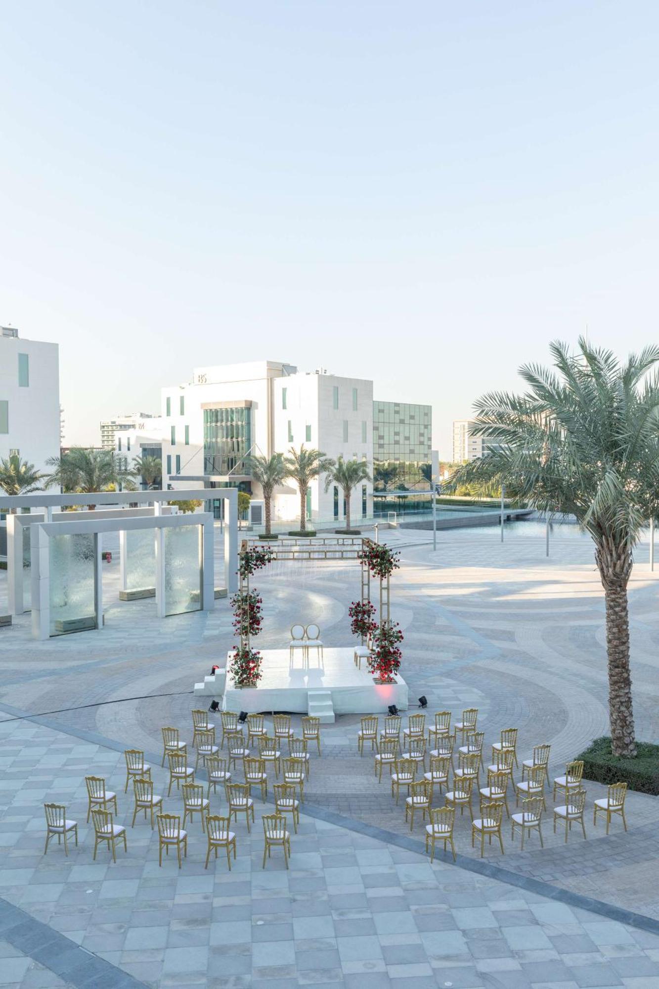Radisson Red Silicon Oasis Hotel Dubai