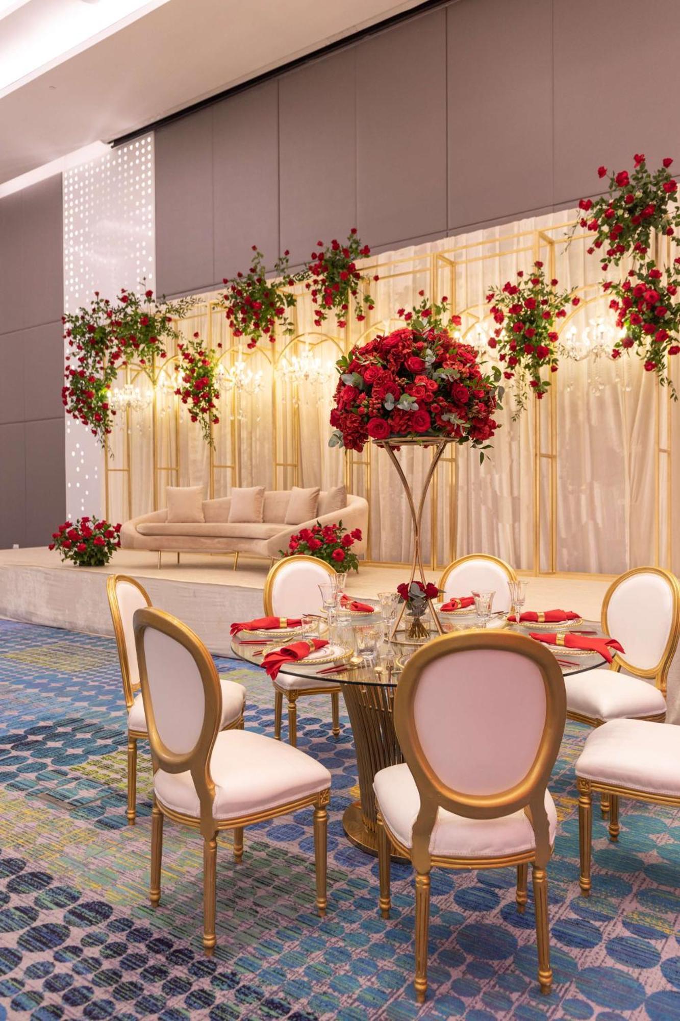 Hotel Radisson Red Silicon Oasis Dubai