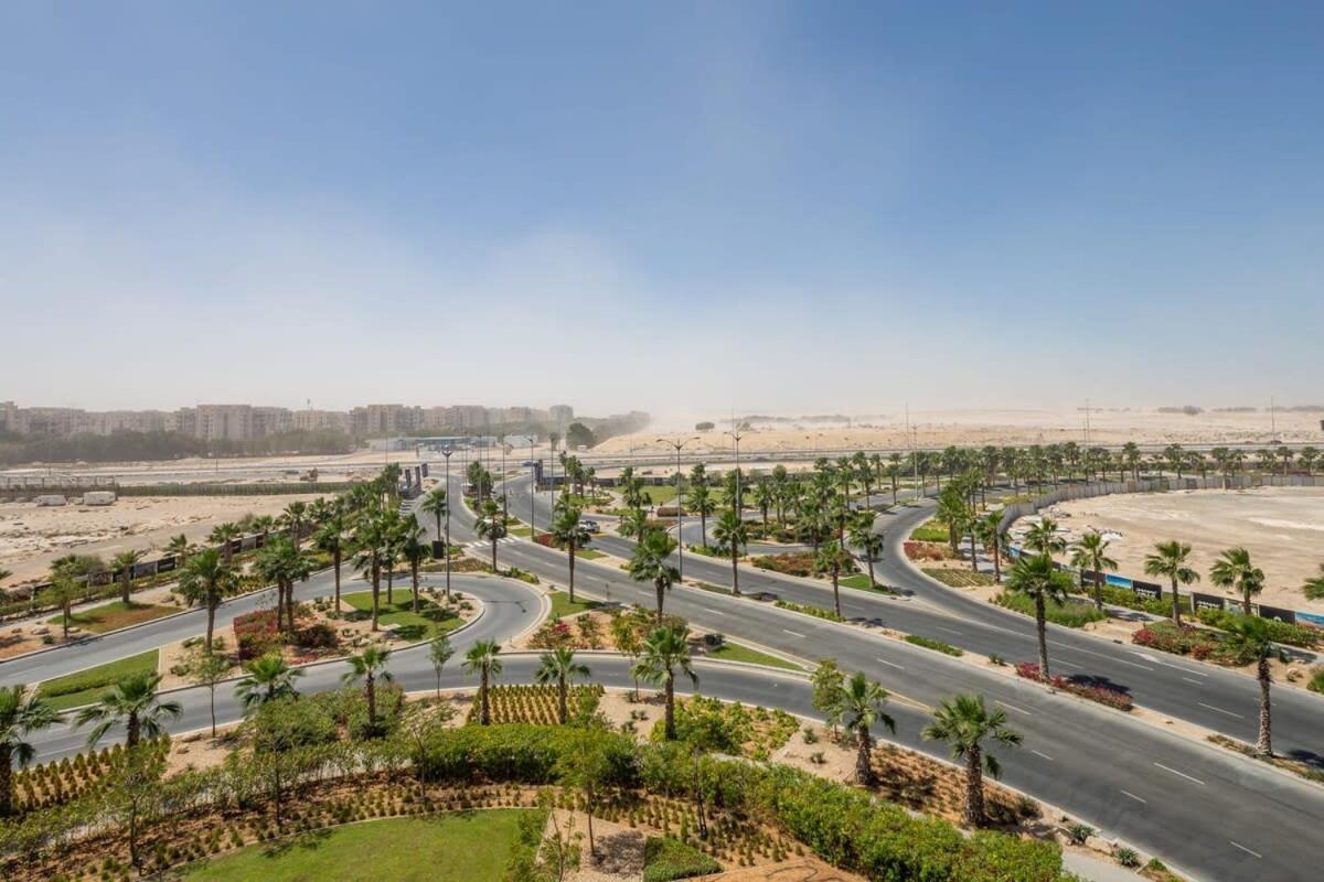 Frank Porter - Damac Hills Jasmine * Dubai