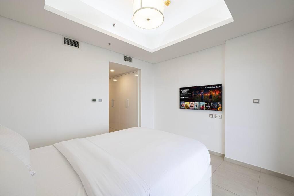 First Class 2br Expansive Balcony Oasis Dubai
