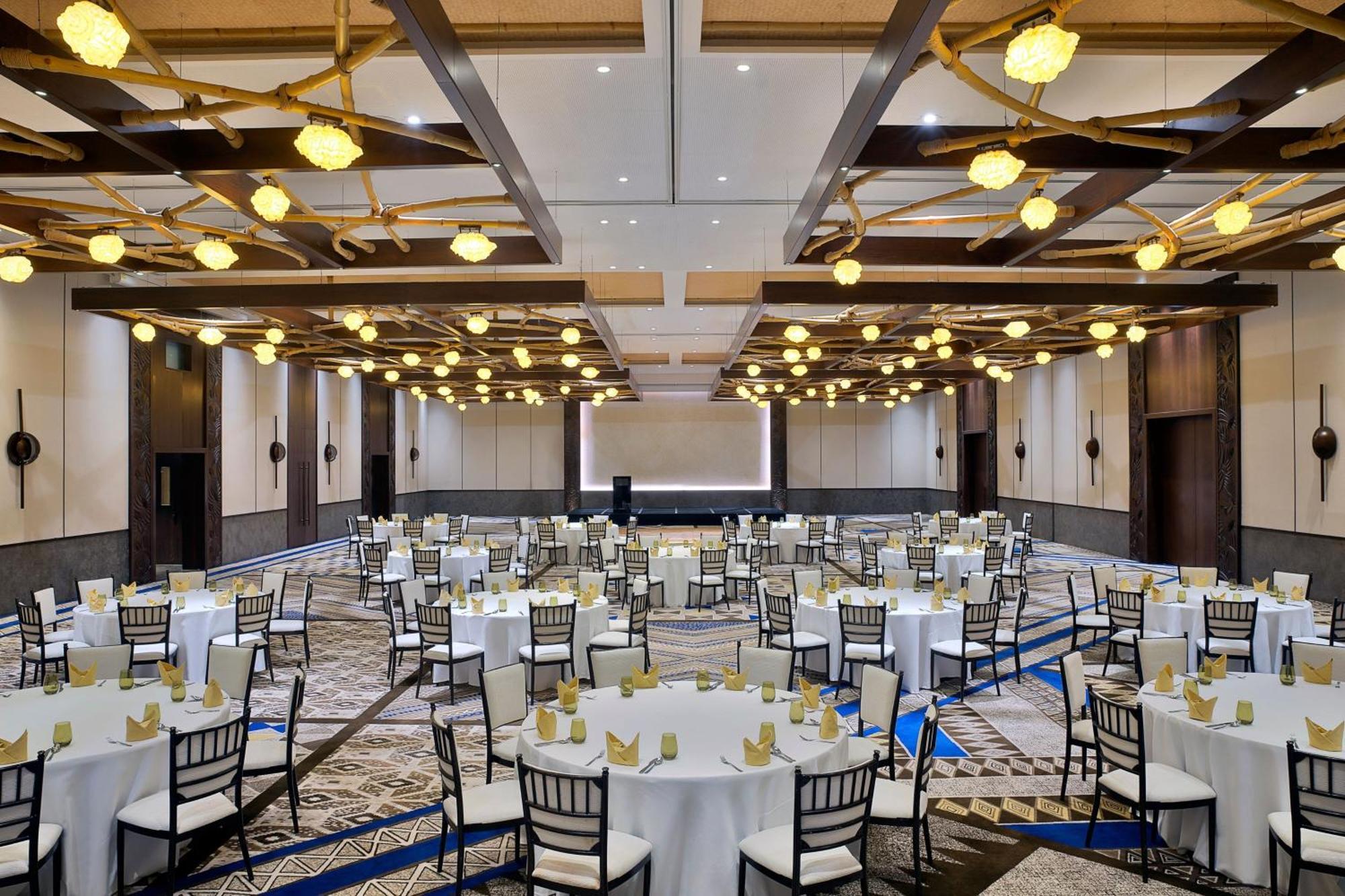 Lapita, Dubai Parks And Resorts, Autograph Collection Resort