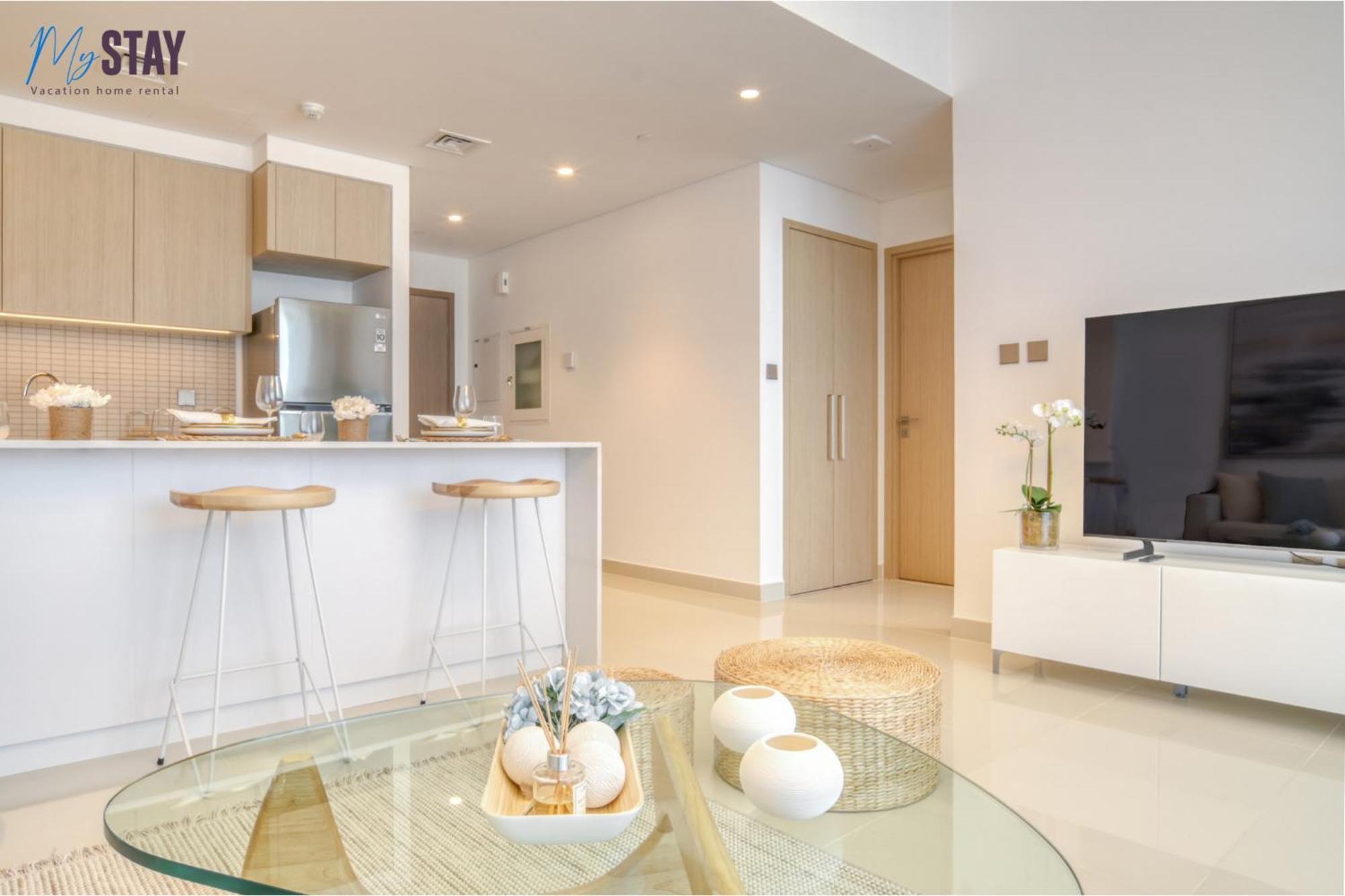 Apartment Brand New Charming 1br *