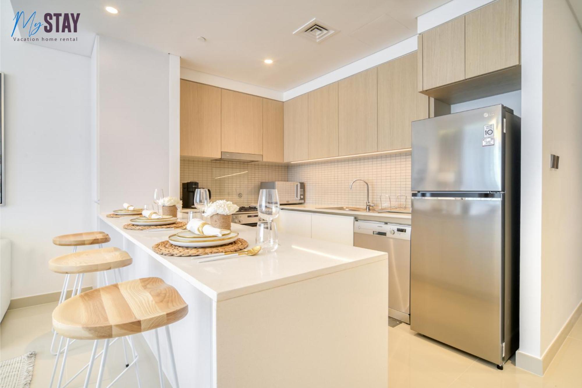 Brand New Charming 1br *