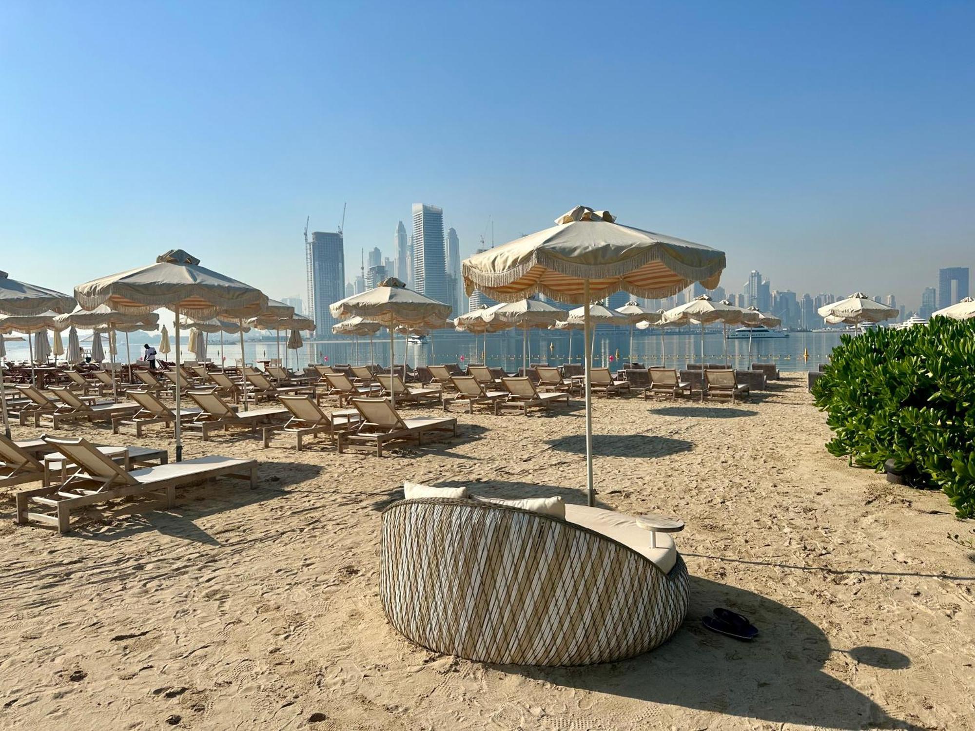 Apartment Beachfront Haven *
