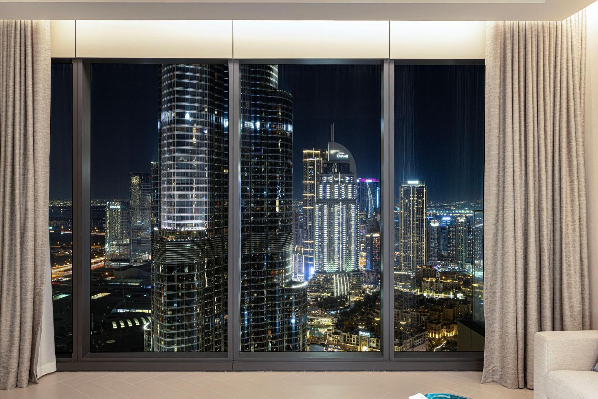 Smartstay At Address Opera - Unique Burj Khalifa Views - Brand New Luxury Residences * Dubai