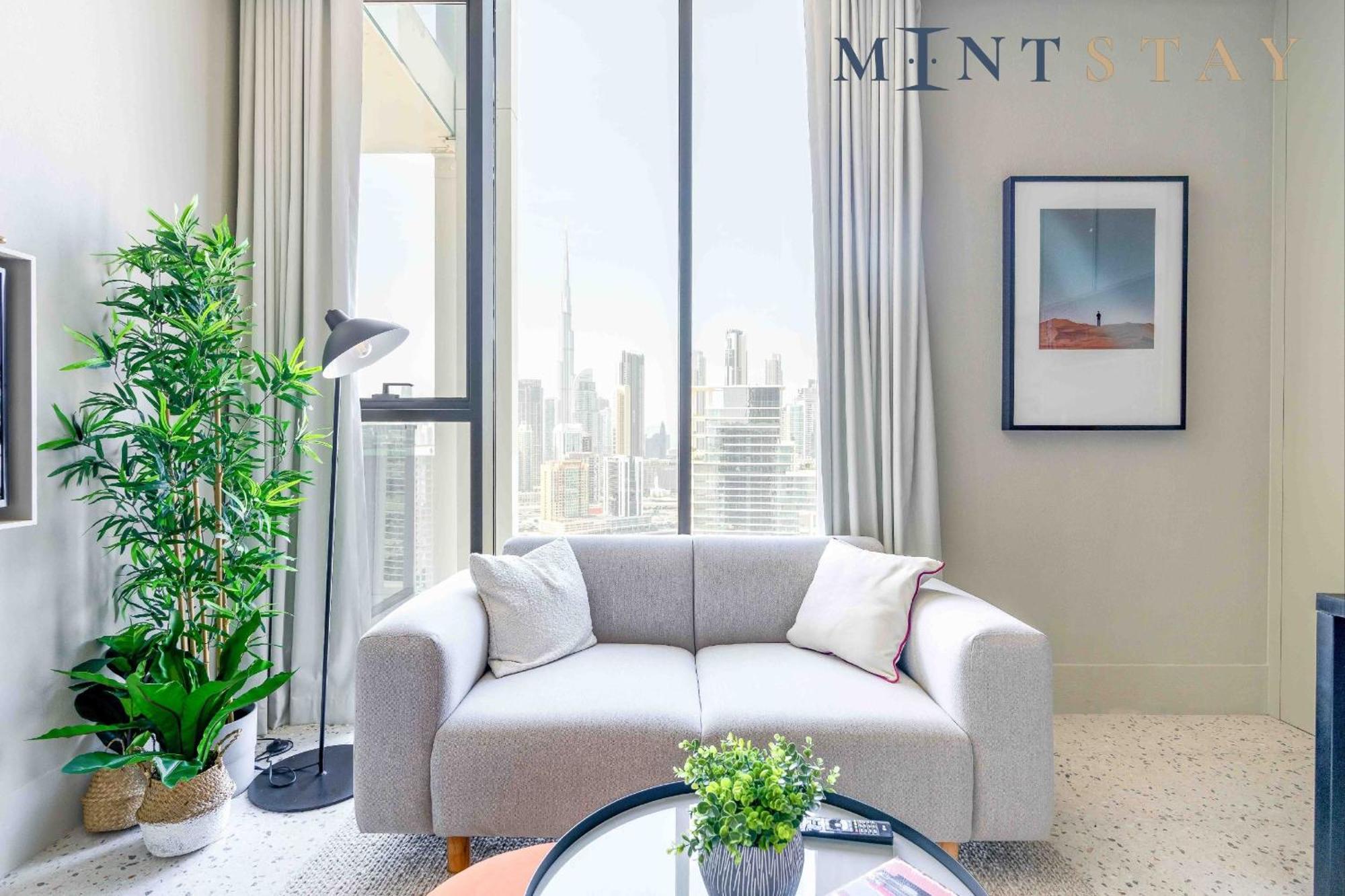 Upside Living, Burj Khalifa View, Business Bay - Mint Dubai