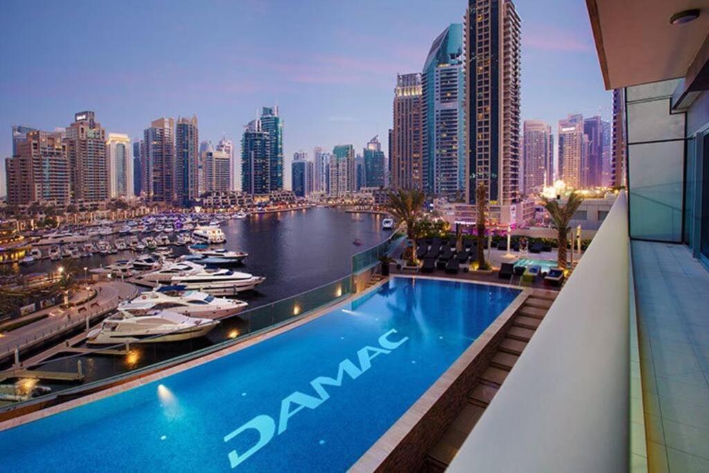 Apartment Damac Heights 3bdr Upgrade-high Floor With Seaview Dubai