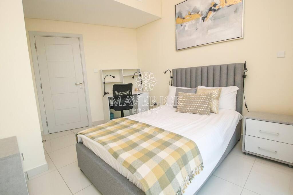 Damac Heights 3bdr Upgrade-high Floor With Seaview Apartment *