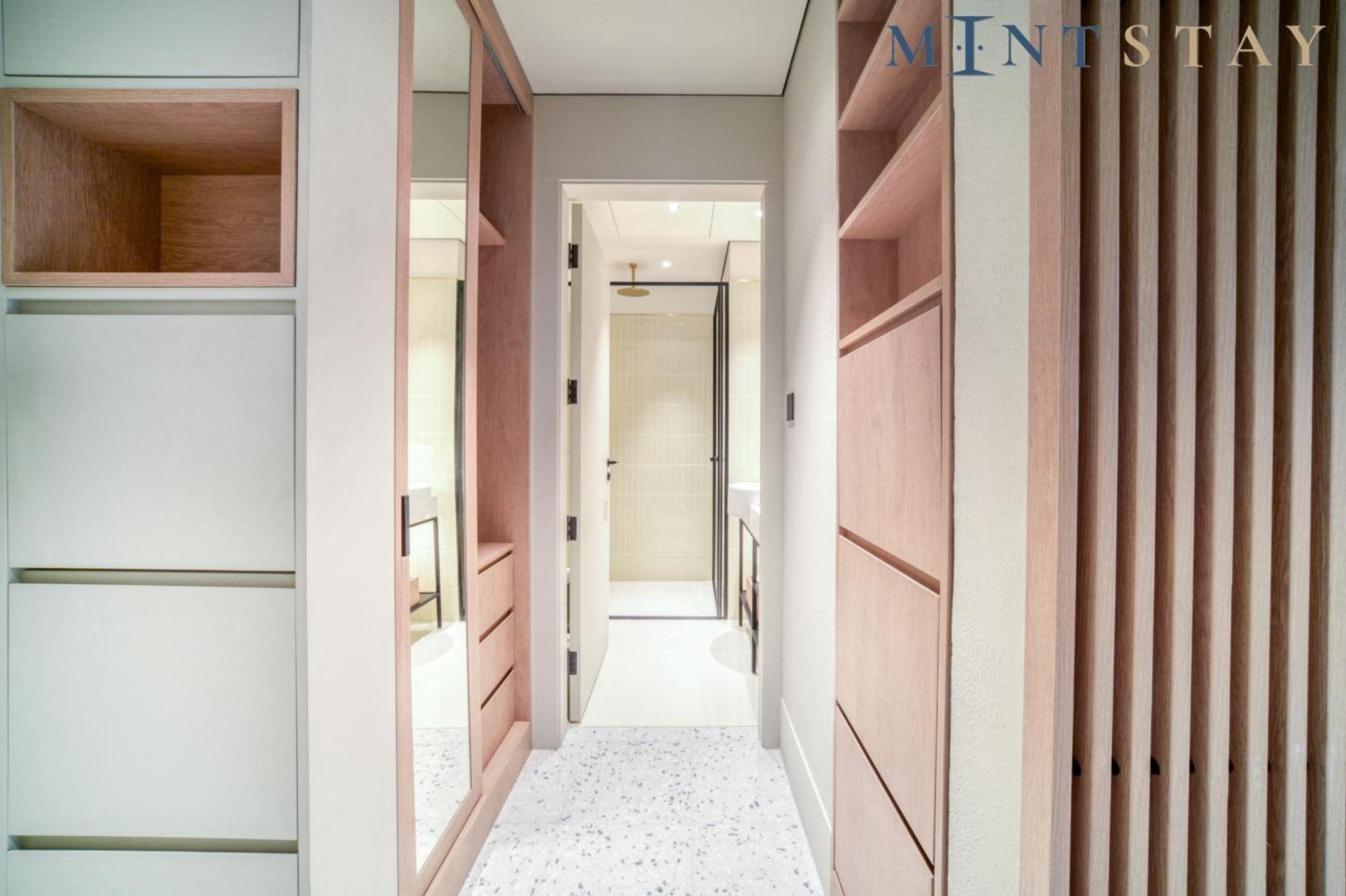 Apartment Upside Living, Burj Khalifa View, Business Bay - Mint *