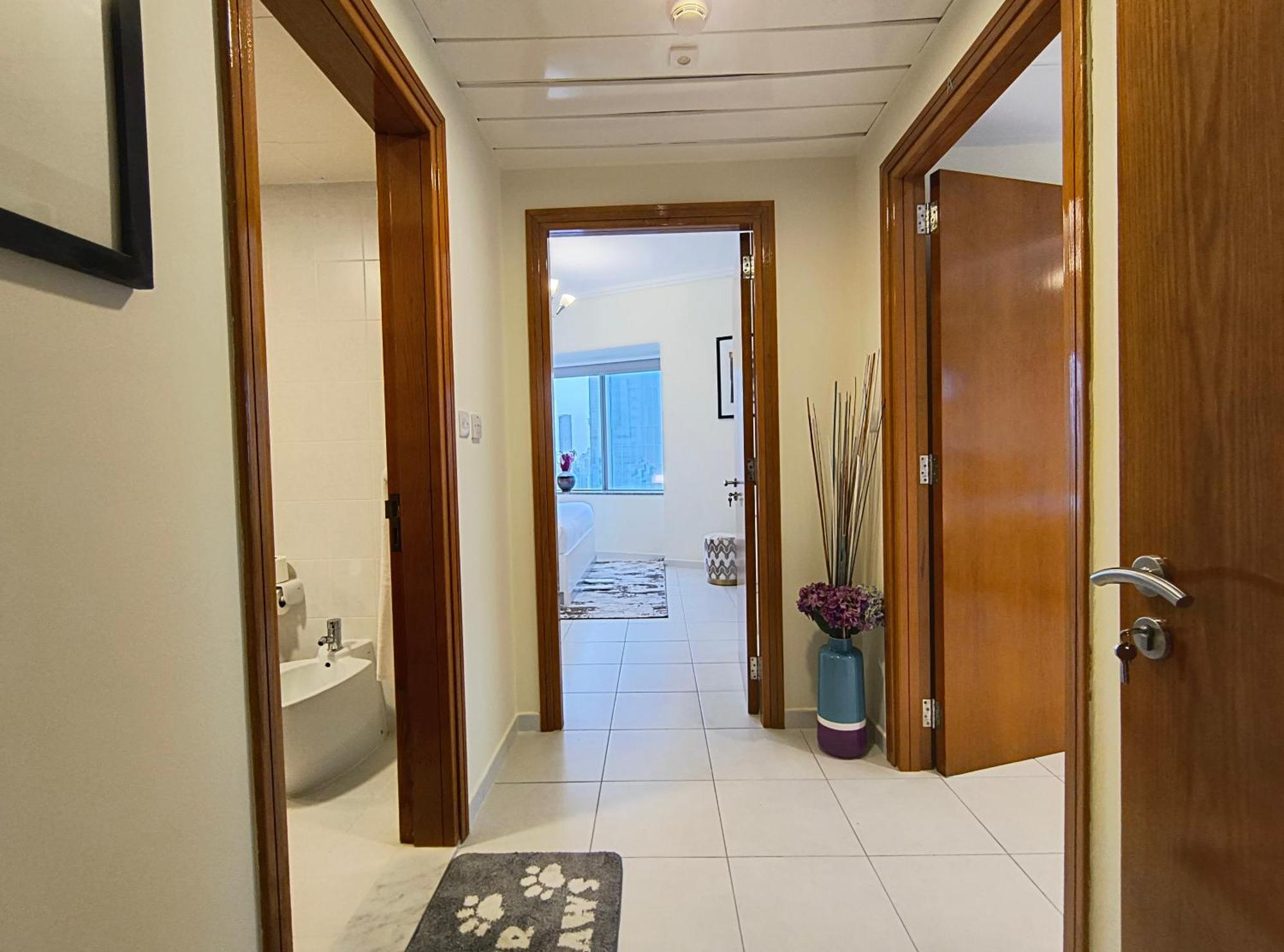 Trinity Homes - Sheikh Zayed Road Near To Financial Center Metro Station *