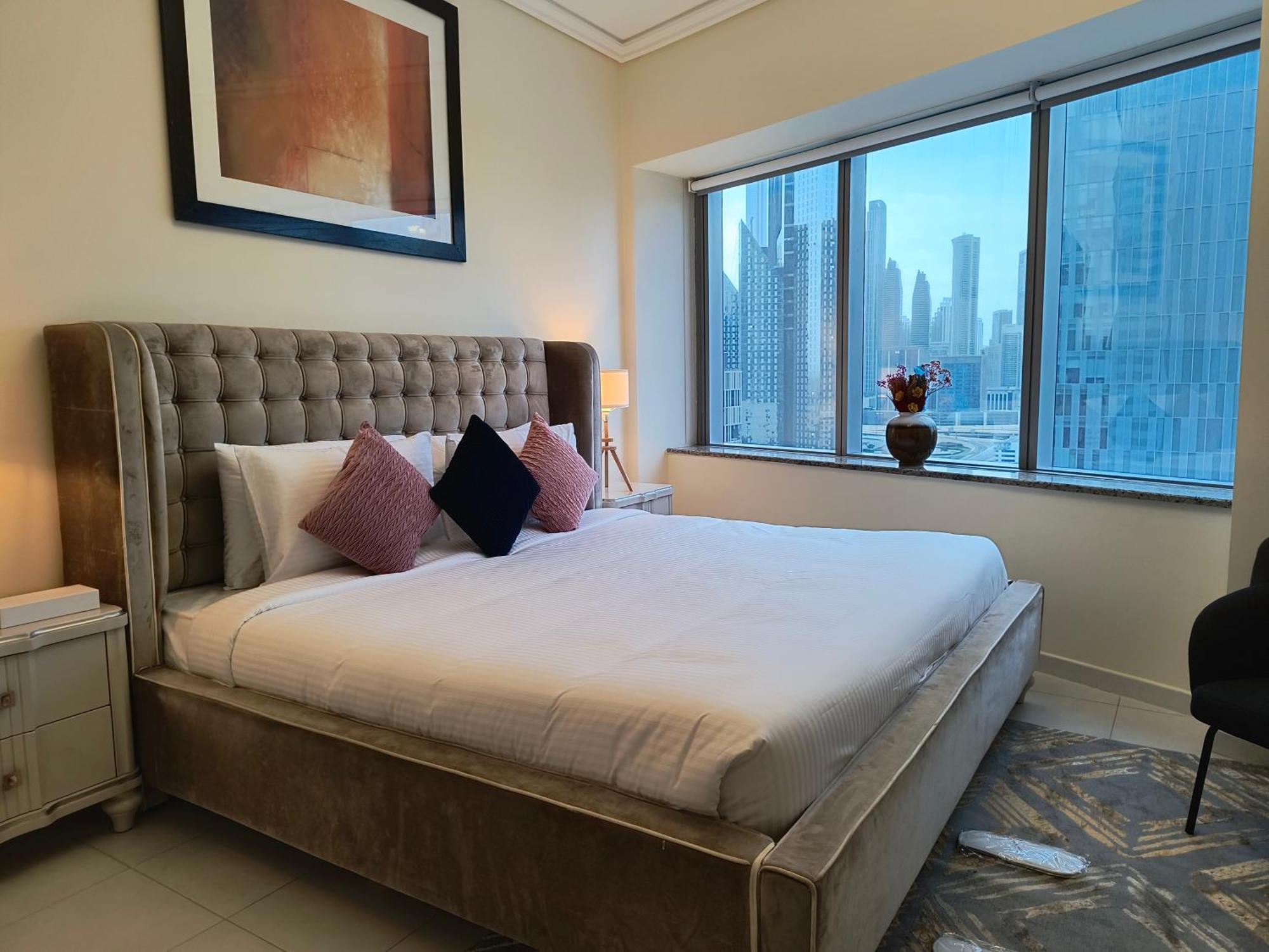 Trinity Homes - Sheikh Zayed Road Near To Financial Center Metro Station * Dubai