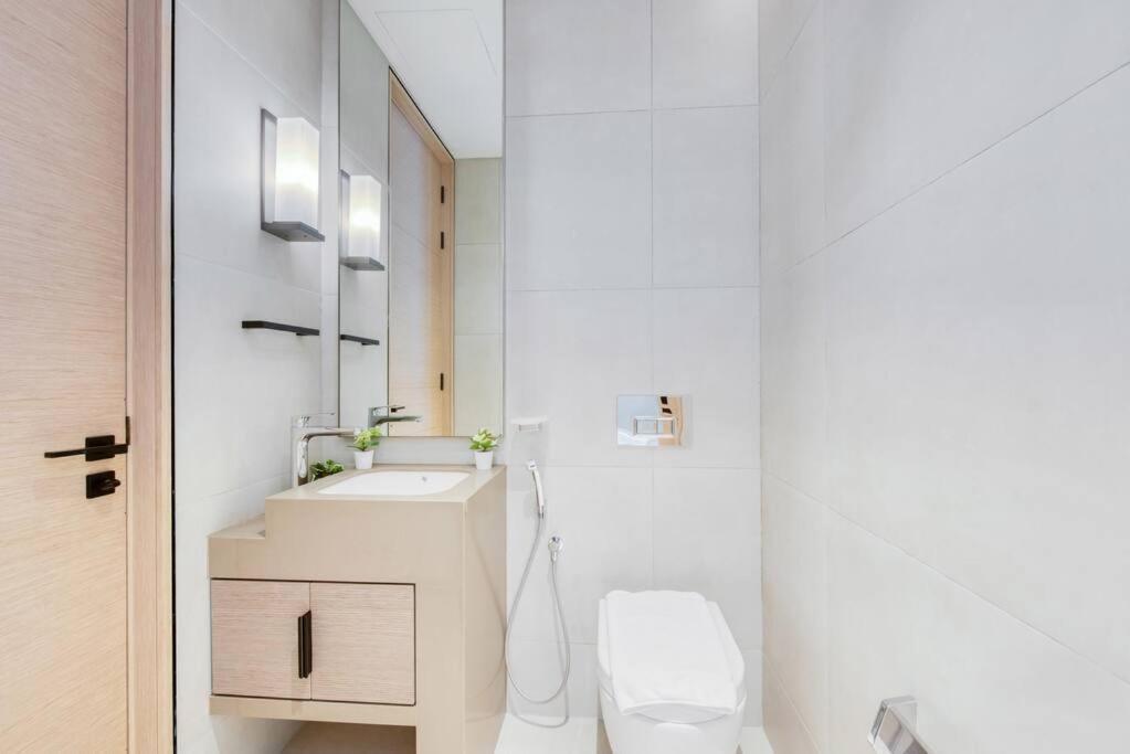 Apartment 1br At The Address Jbr - Residential *