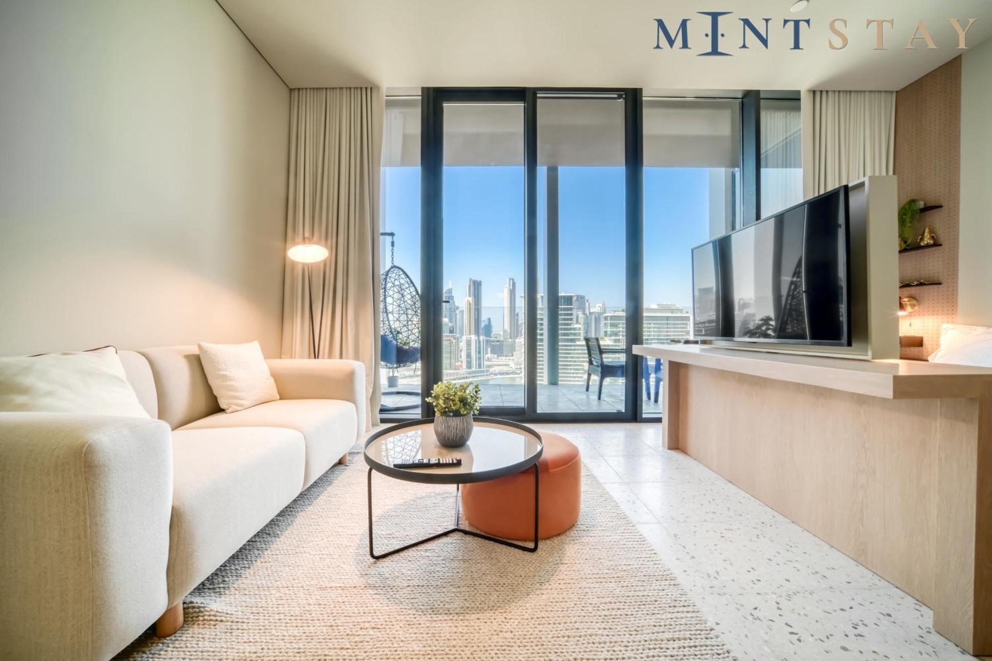 Upside Living, Burj Khalifa View, Business Bay - Mint