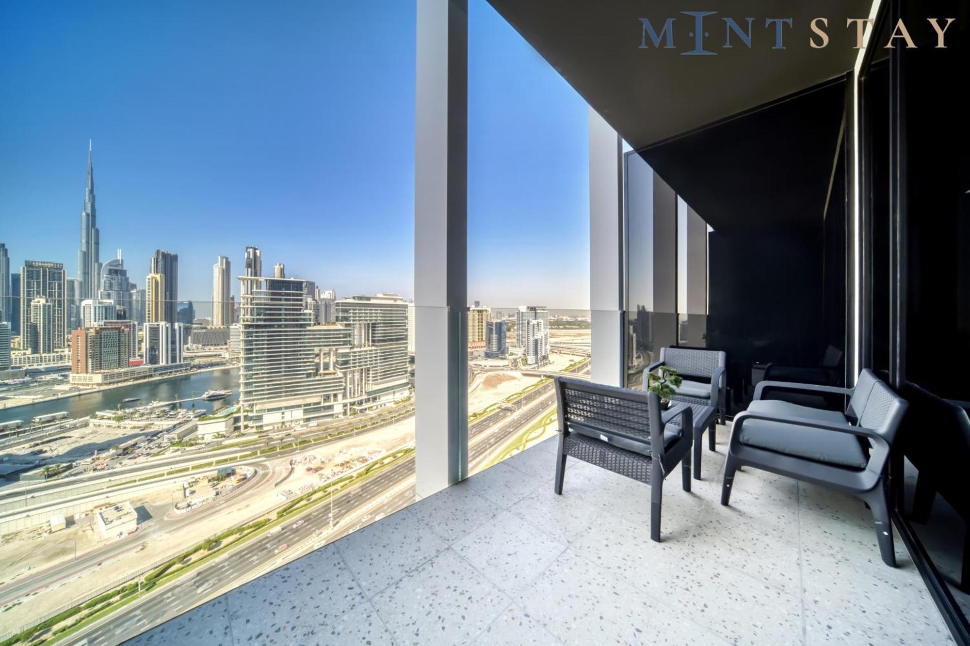 Apartment Upside Living, Burj Khalifa View, Business Bay - Mint Dubai
