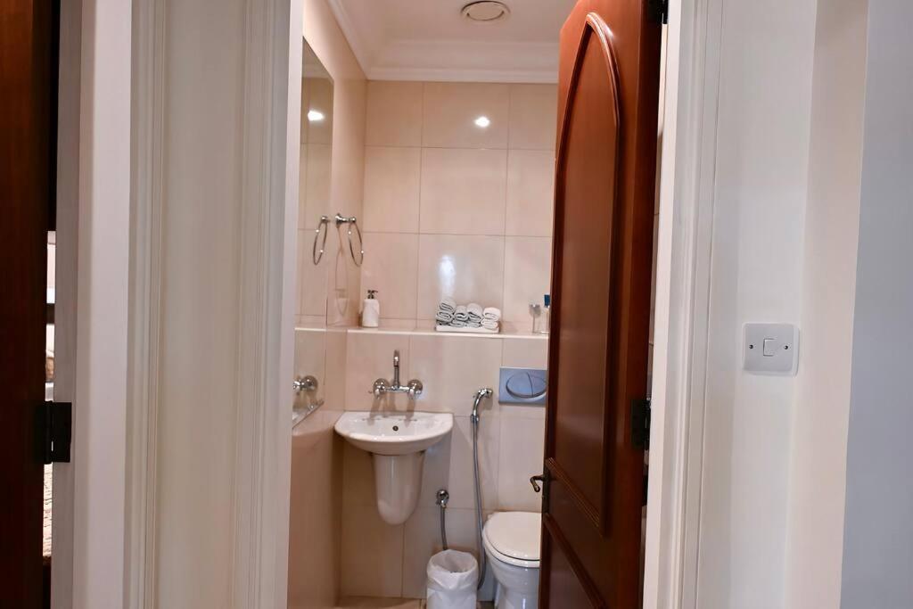 Lux Souk Al Bahar Downtown 1 Bedroom Flat - Steps To Mall Apartamento Dubai