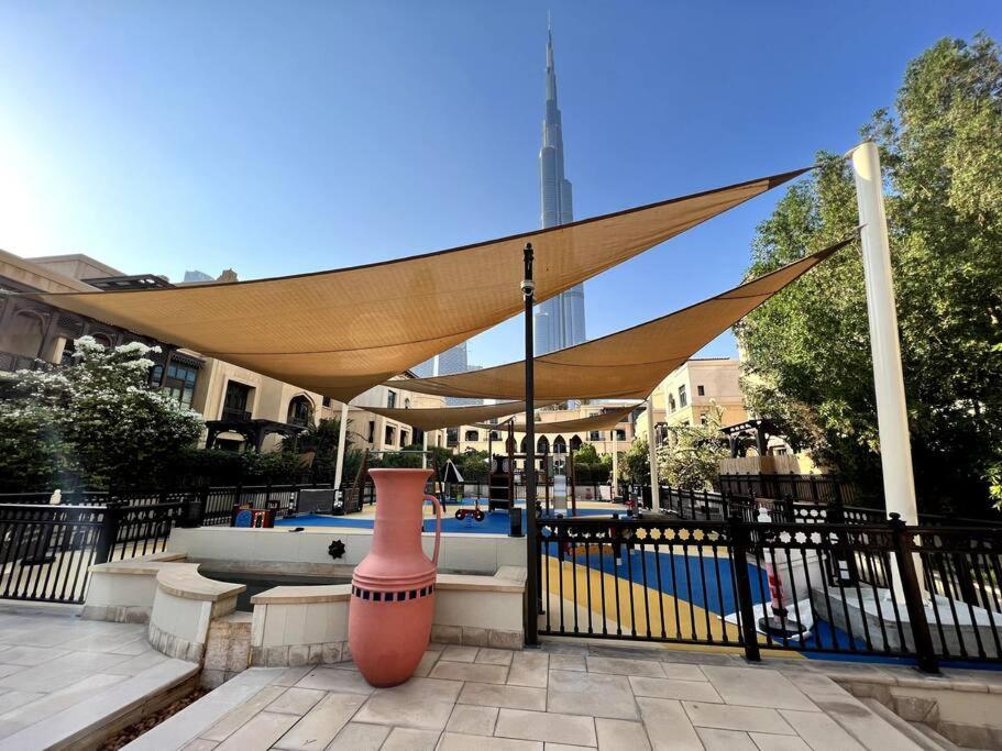 Lux Souk Al Bahar Downtown 1 Bedroom Flat - Steps To Mall * Dubai
