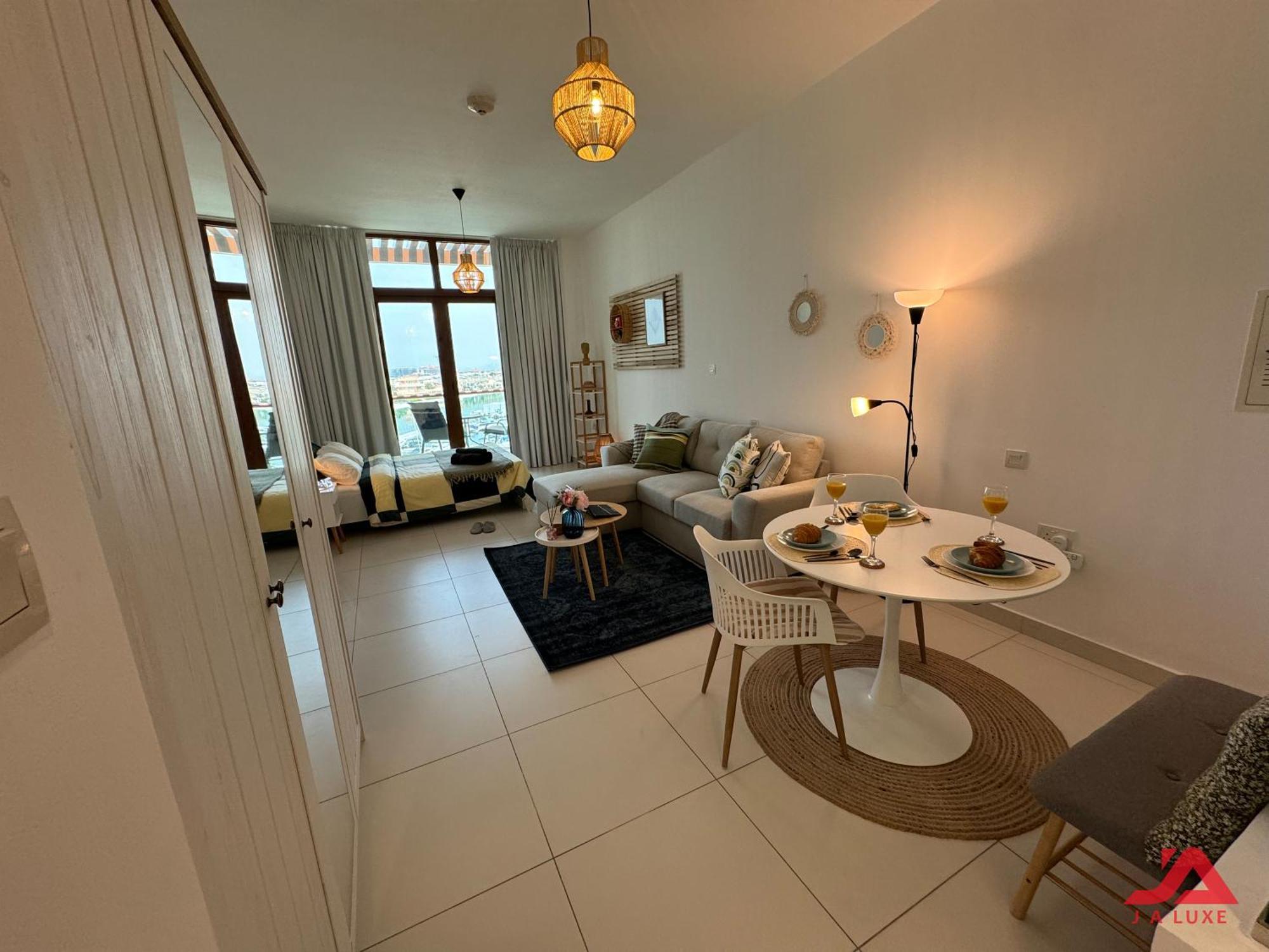 Unique At Of Yachts With Panoramic Sea View Of Burj Khalifa, Alarab & Atalntis In Palm Jumeirah Daire *