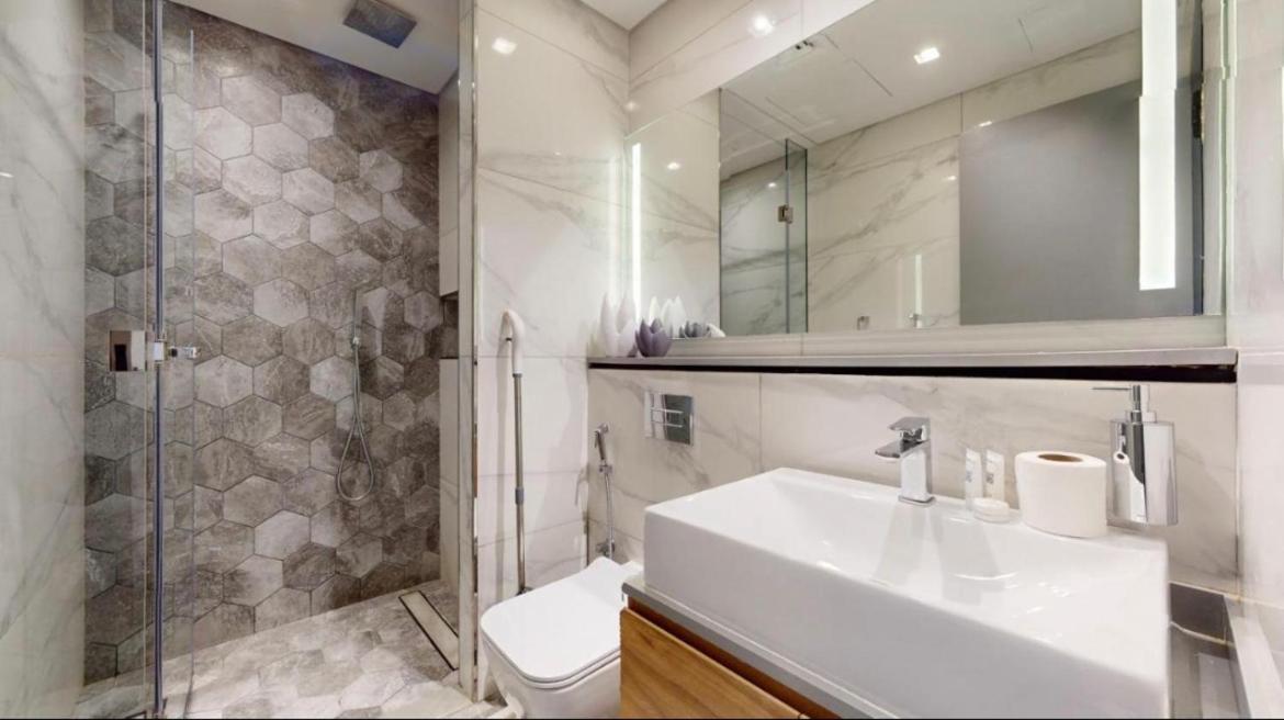 Luxury 2 Bedroom With View-dubai Business Bay *