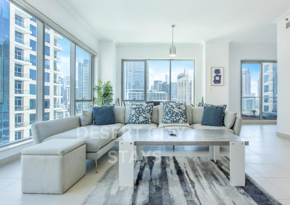 Apartment 2 Bed In Attessa Tower, Marina By Desert