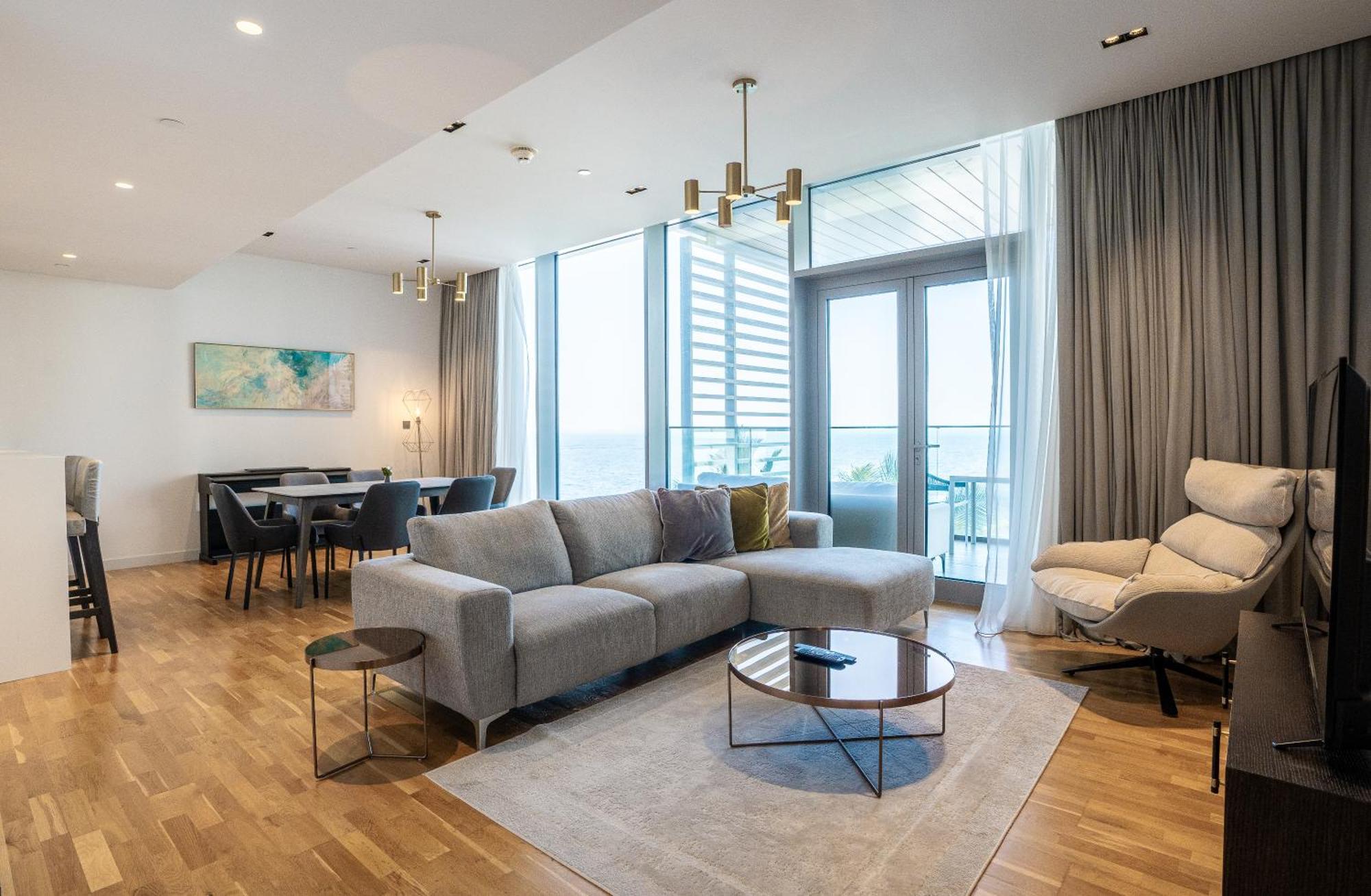 Nasma Luxury - Gorgeous Waterfront With Incredible Sea Views Dubai