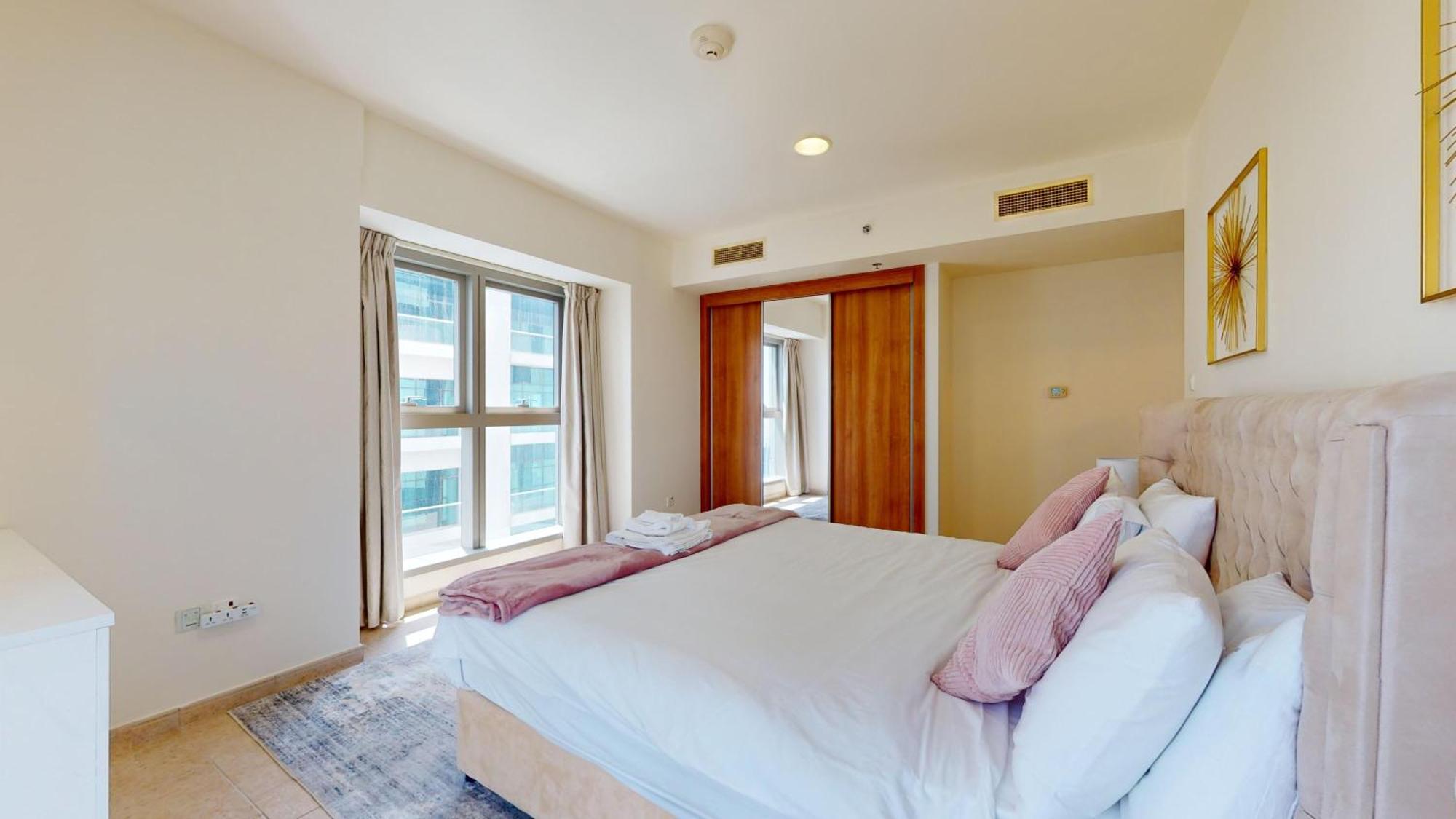 Apartment 50 Percent Offer ! Iconic Princess Tower ! 64th Floor ! Sea View & Marina Walk View ! 3min To Marina Beach & Tram ! Spacious