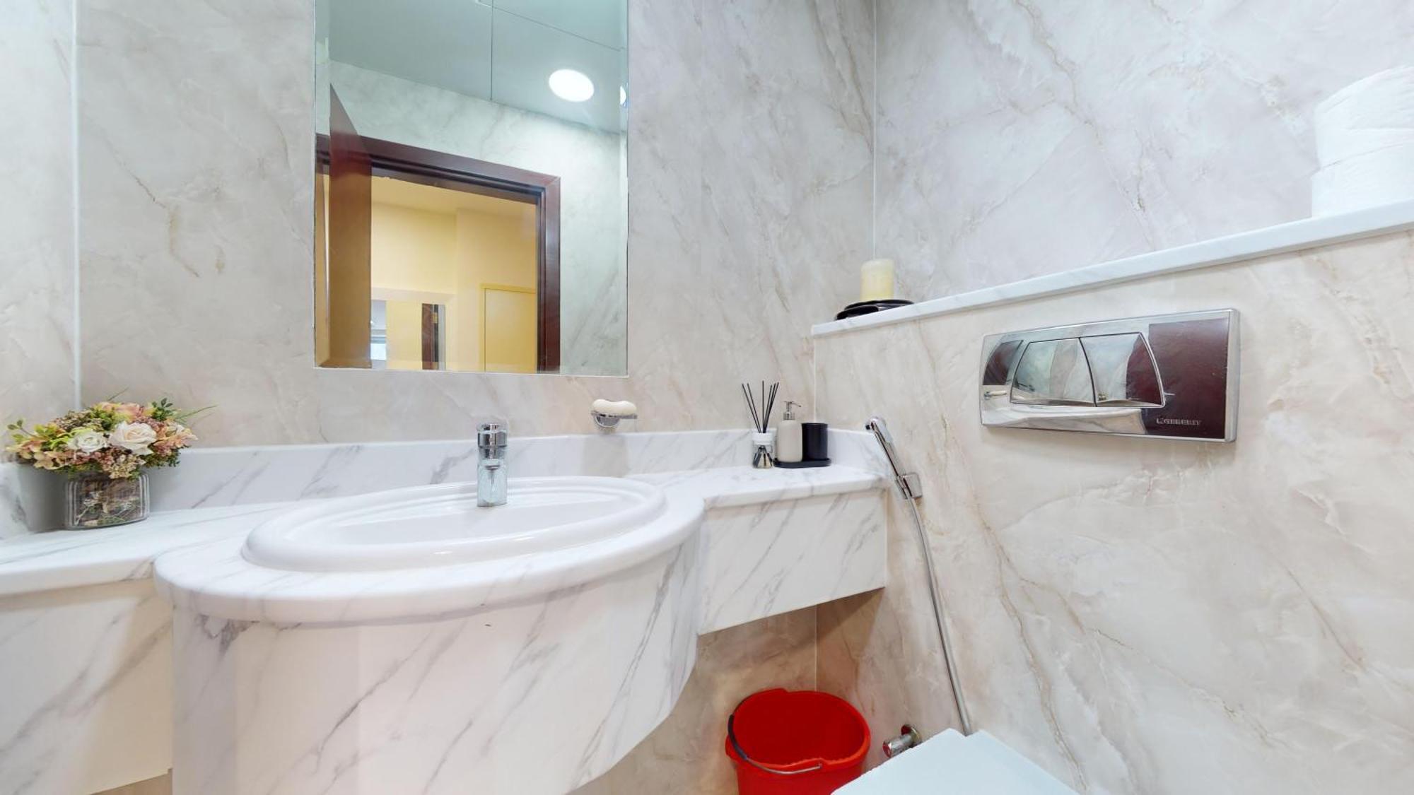 50 Percent Offer ! Iconic Princess Tower ! 64th Floor ! Sea View & Marina Walk View ! 3min To Marina Beach & Tram ! Spacious