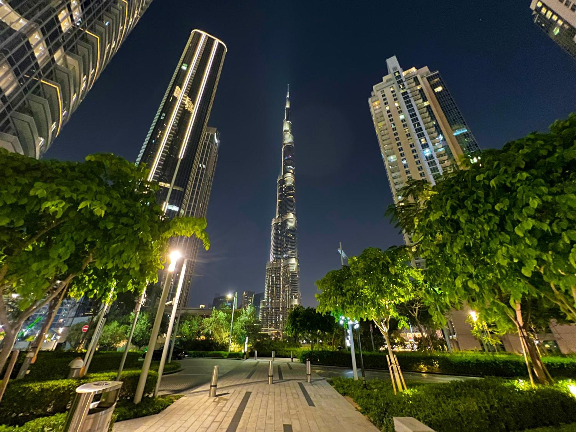 Apartment Downtown Luxury - Stunning Burj Khalifa View - 5 Minutes Walk To Mall Dubai