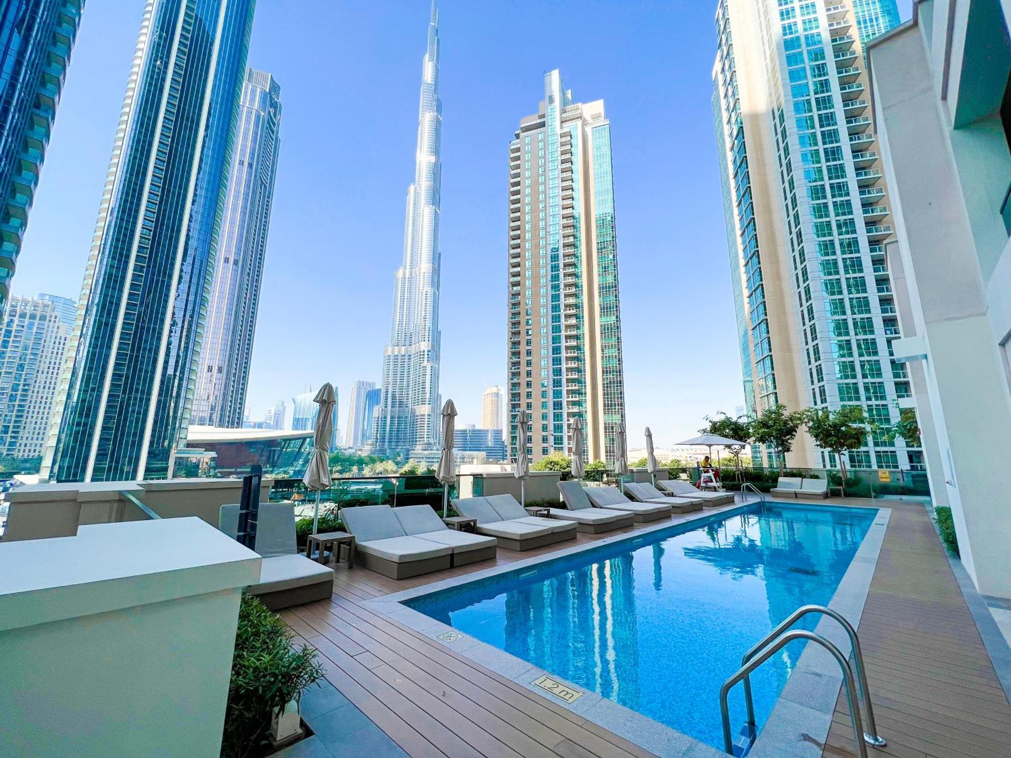 Apartment Downtown Luxury - Stunning Burj Khalifa View - 5 Minutes Walk To Mall