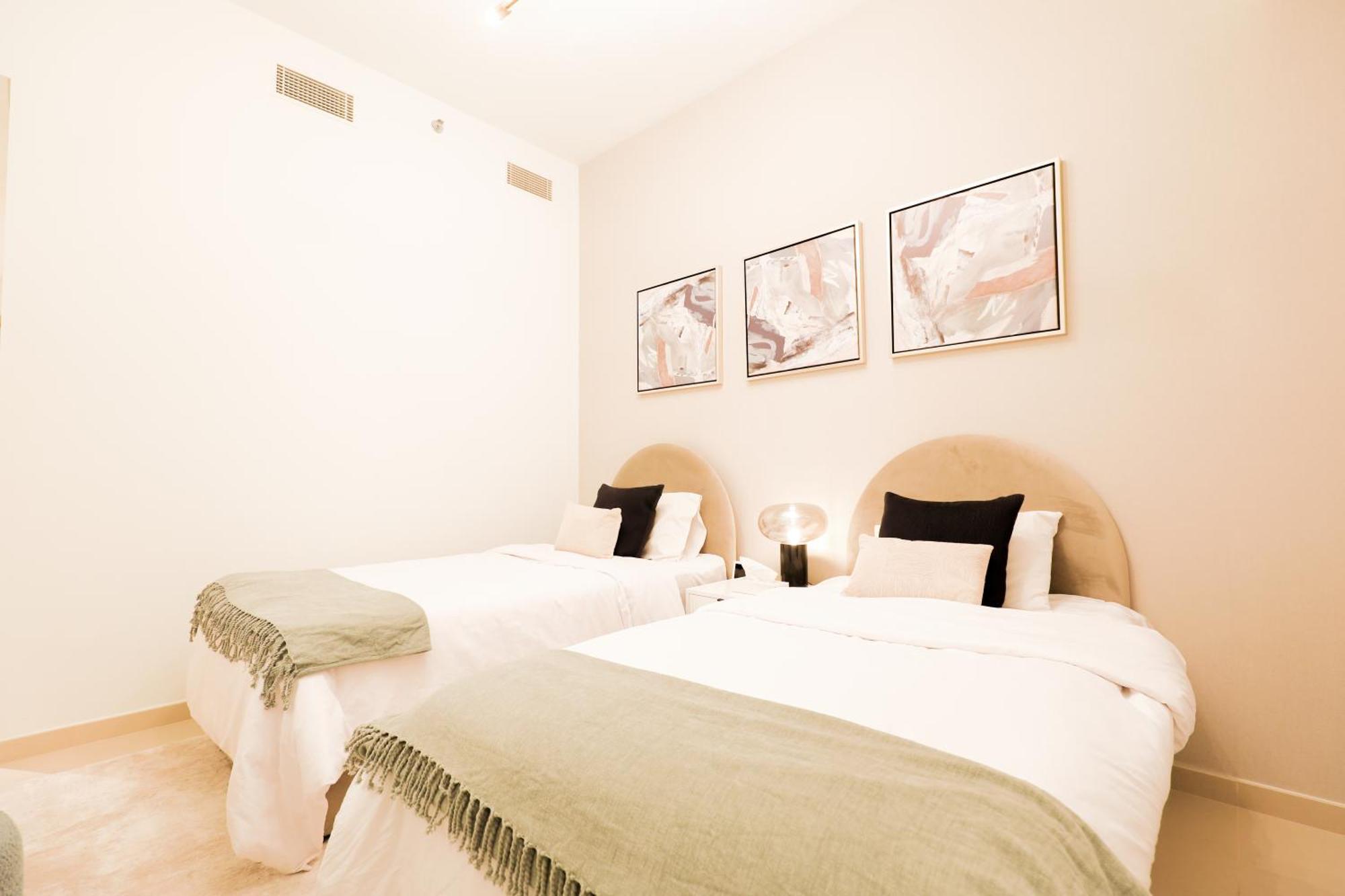 Apartment Downtown Luxury - Stunning Burj Khalifa View - 5 Minutes Walk To Mall Dubai