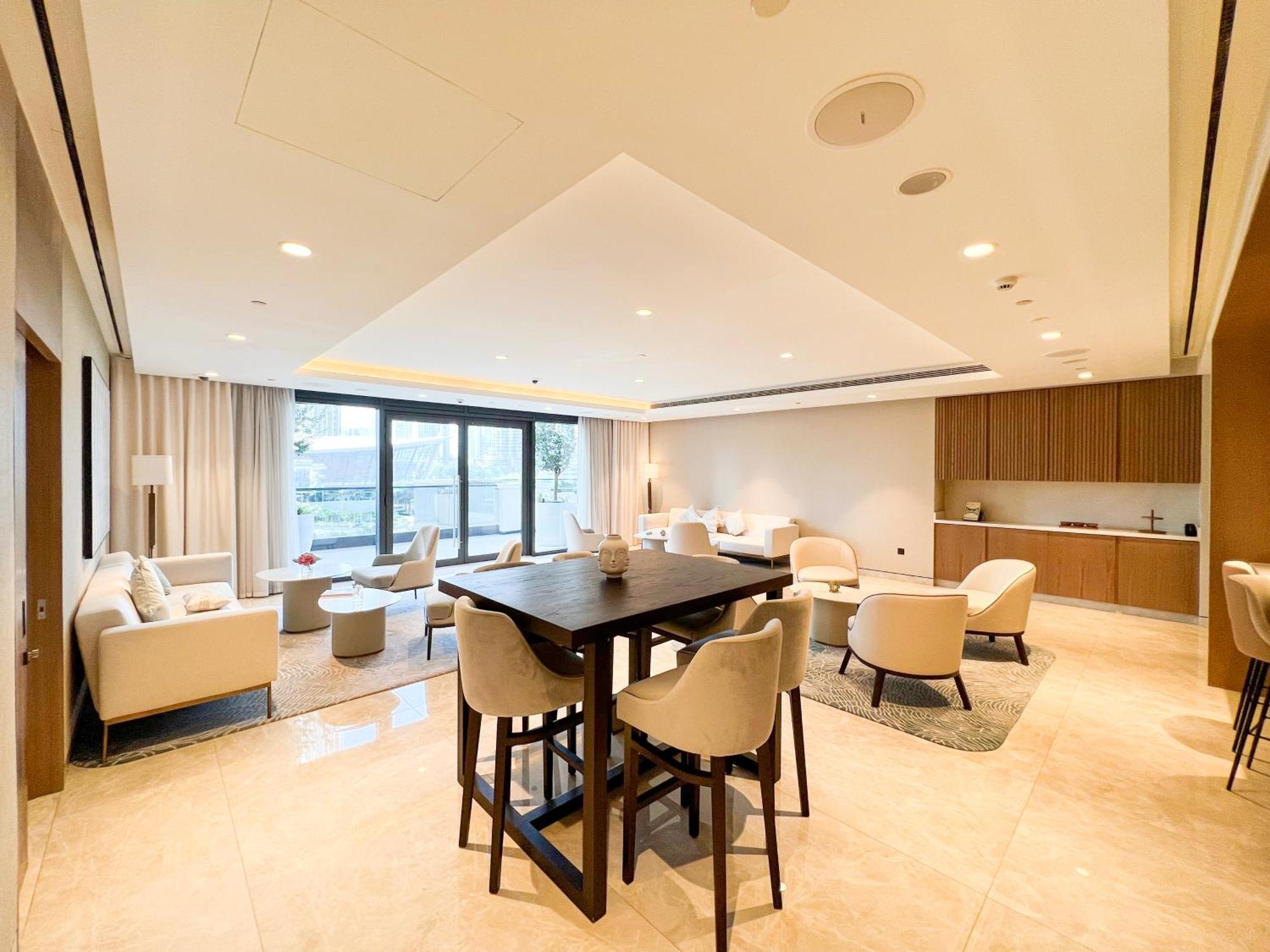 Apartment Downtown Luxury - Stunning Burj Khalifa View - 5 Minutes Walk To Mall
