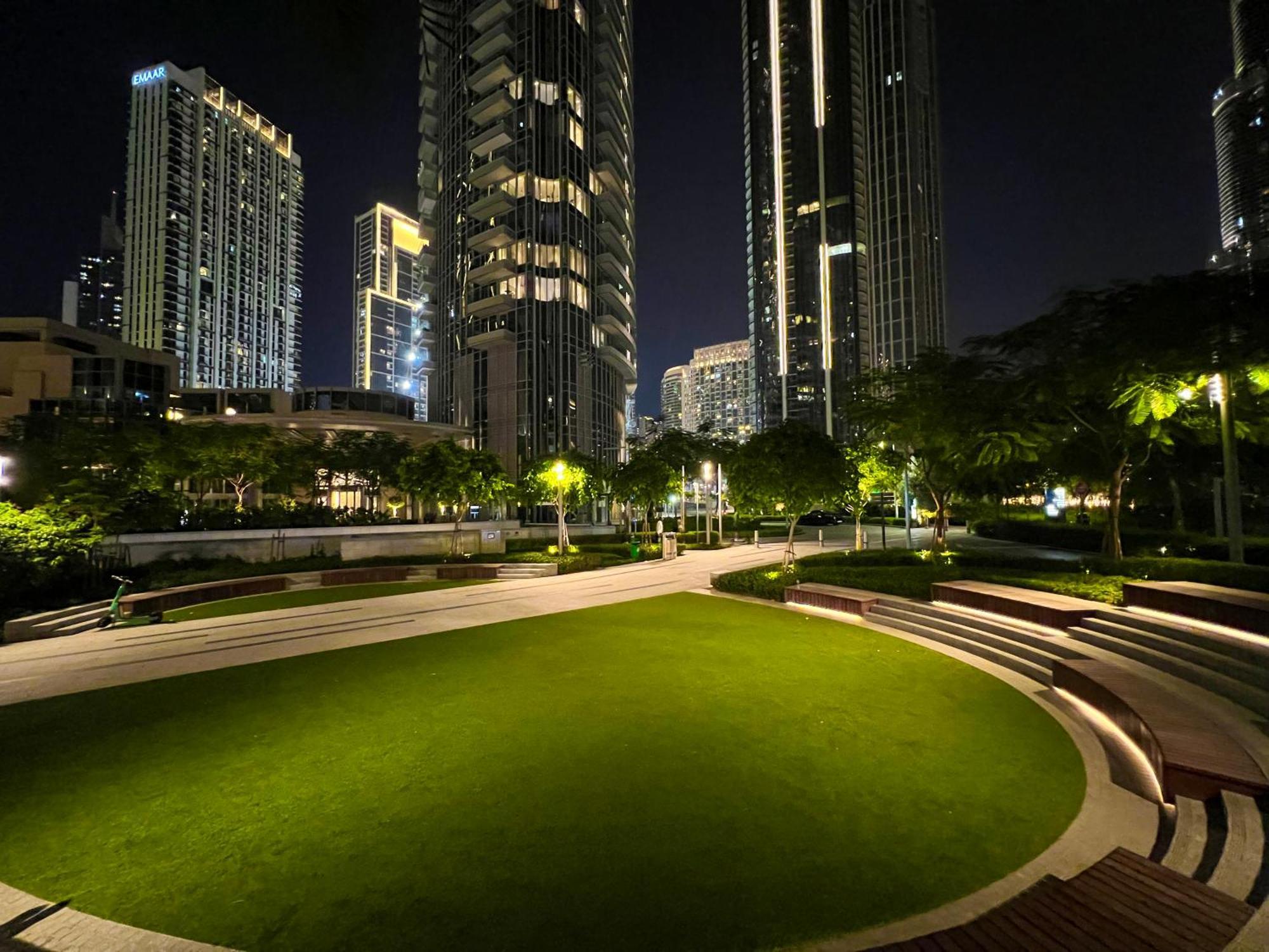 Apartment Downtown Luxury - Stunning Burj Khalifa View - 5 Minutes Walk To Mall *