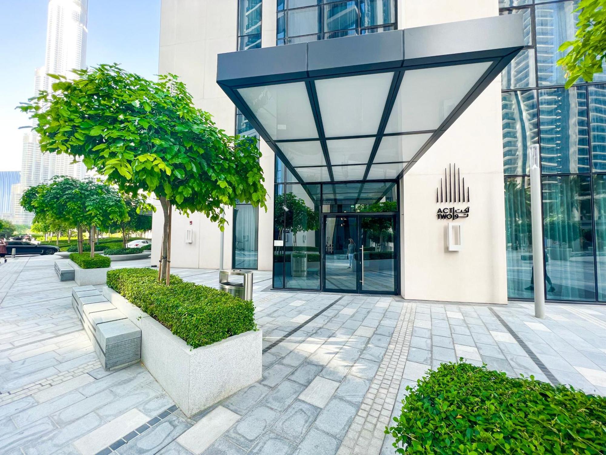 Downtown Luxury - Stunning Burj Khalifa View - 5 Minutes Walk To Mall Dubai