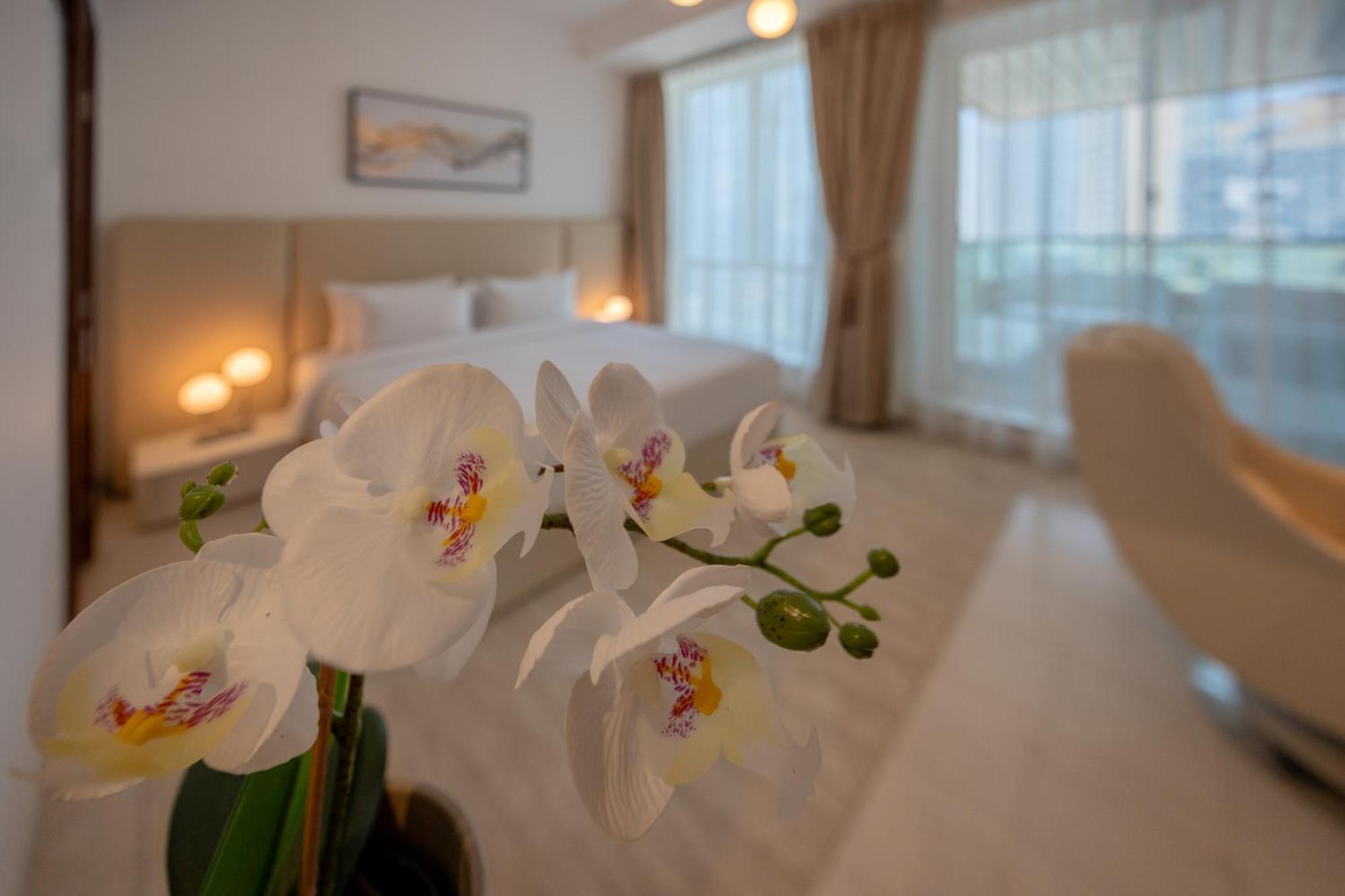 Apartment Breathtaking Marina View In Al Murjan *