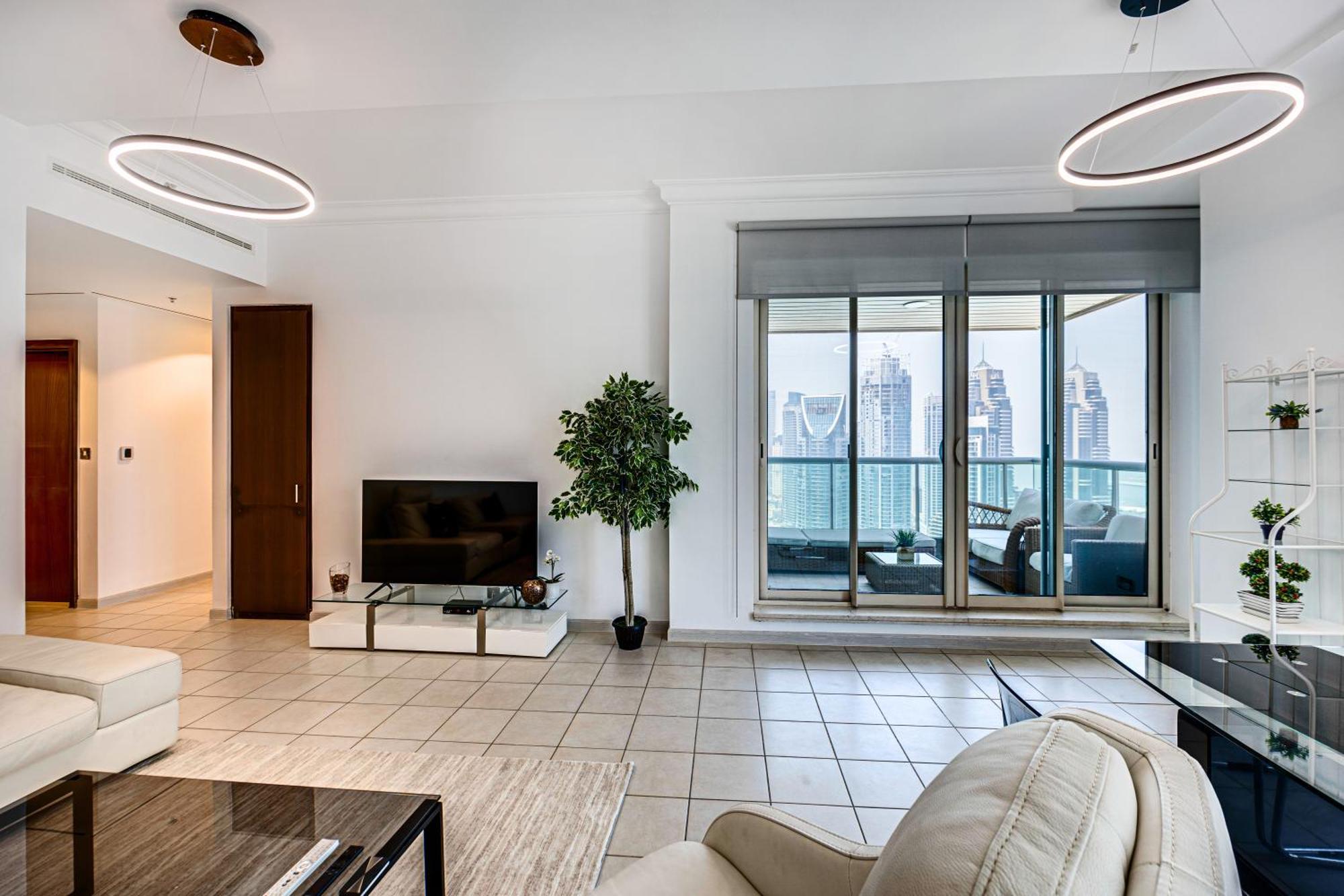 Apartment Breathtaking Marina View In Al Murjan