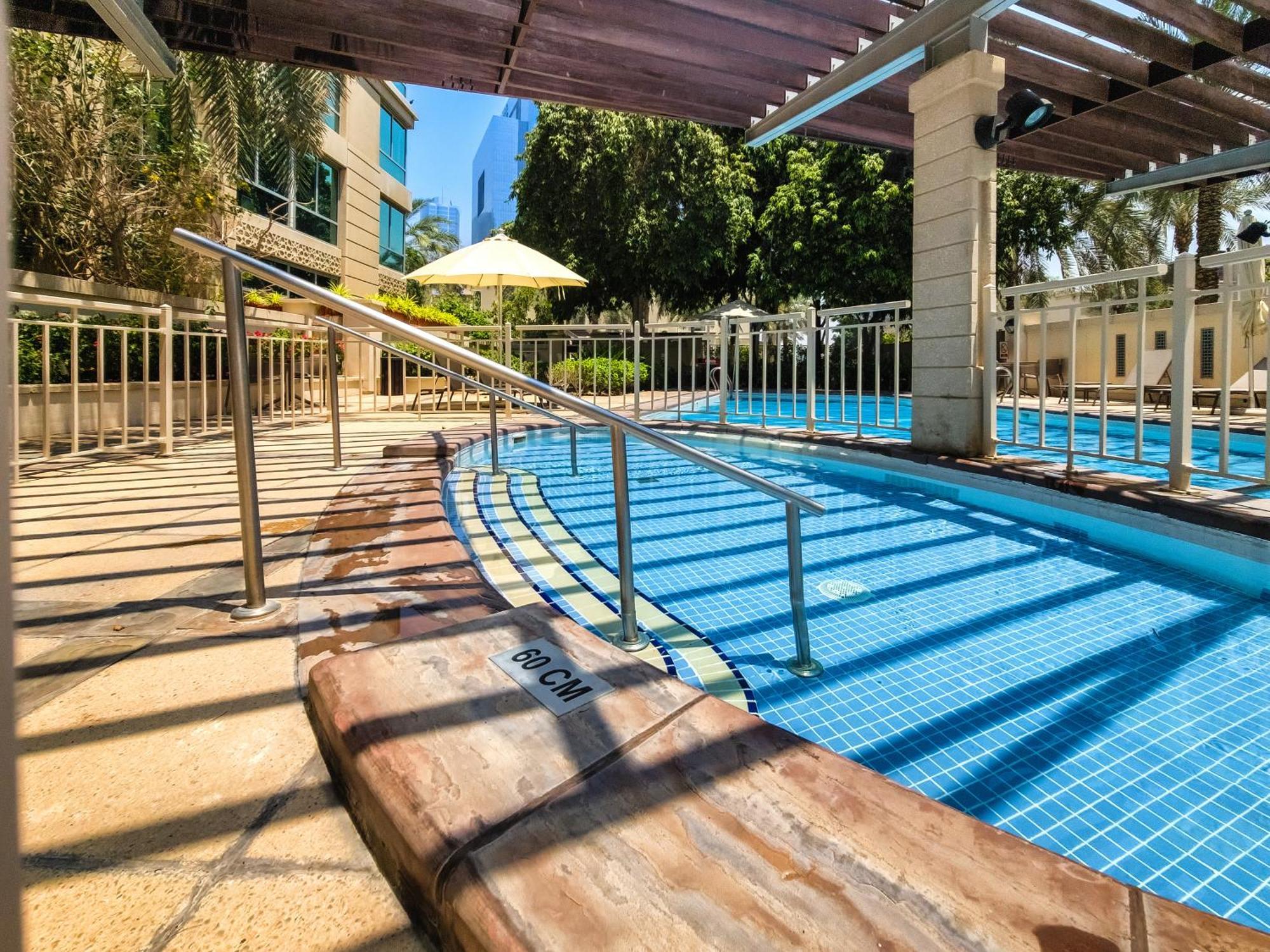 Apartment Breathtaking Marina View In Al Murjan *