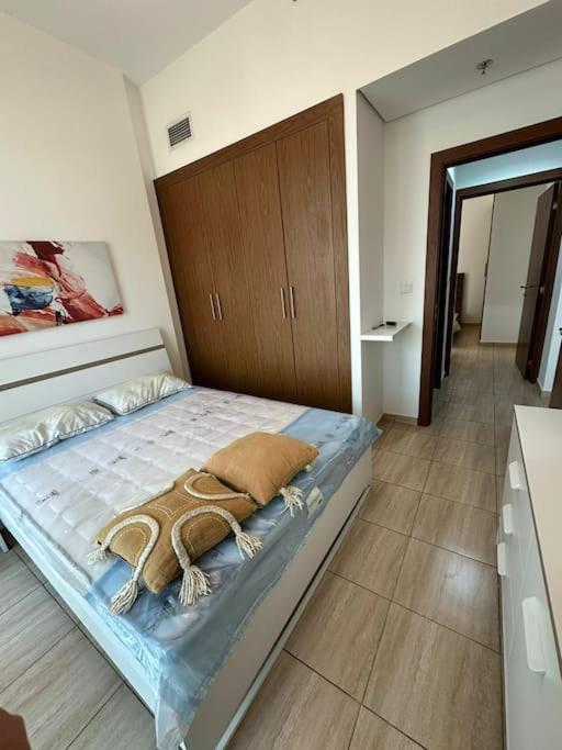 One Private Bathroom Tub Gym Free Parking Dubai
