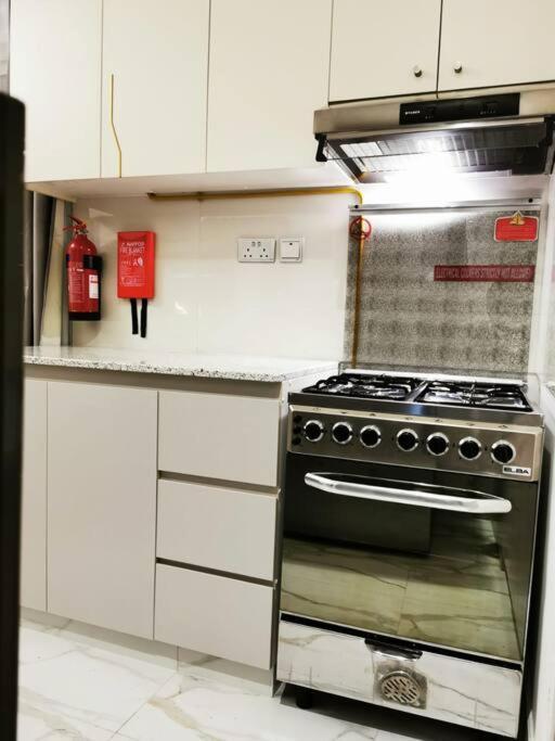 Holiday home 208 Amazing 2 Bedroom With Burj Khalifa & Canal View *