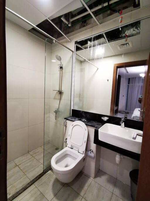 208 Amazing 2 Bedroom With Burj Khalifa & Canal View Dubai