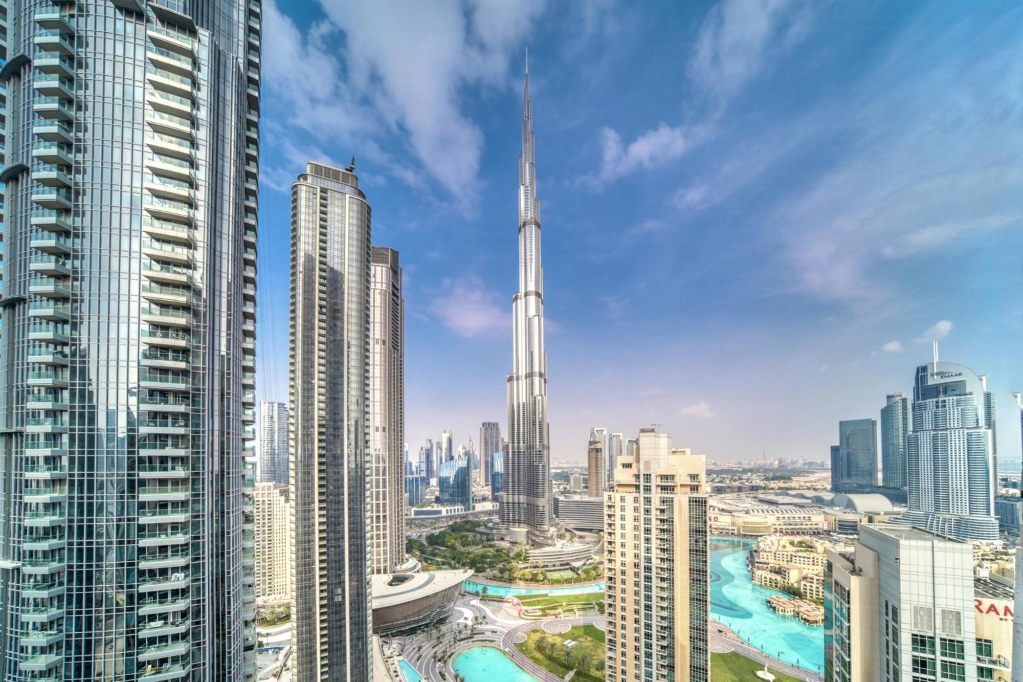 Downtown Luxury - Stunning Burj Khalifa View - 5 Minutes Walk To Mall Dubai