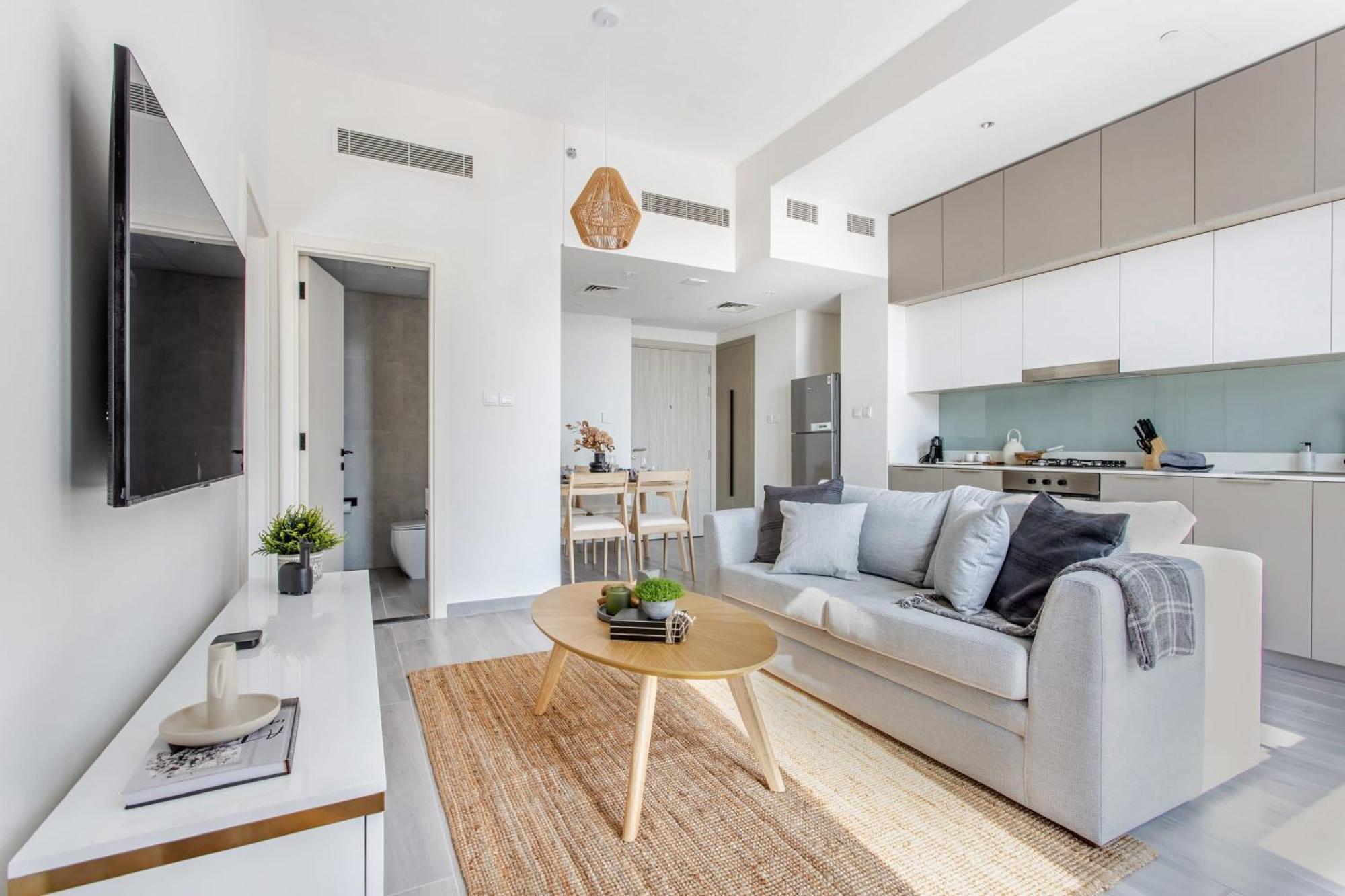 Frank Porter - Noor 3 Midtown Dubai