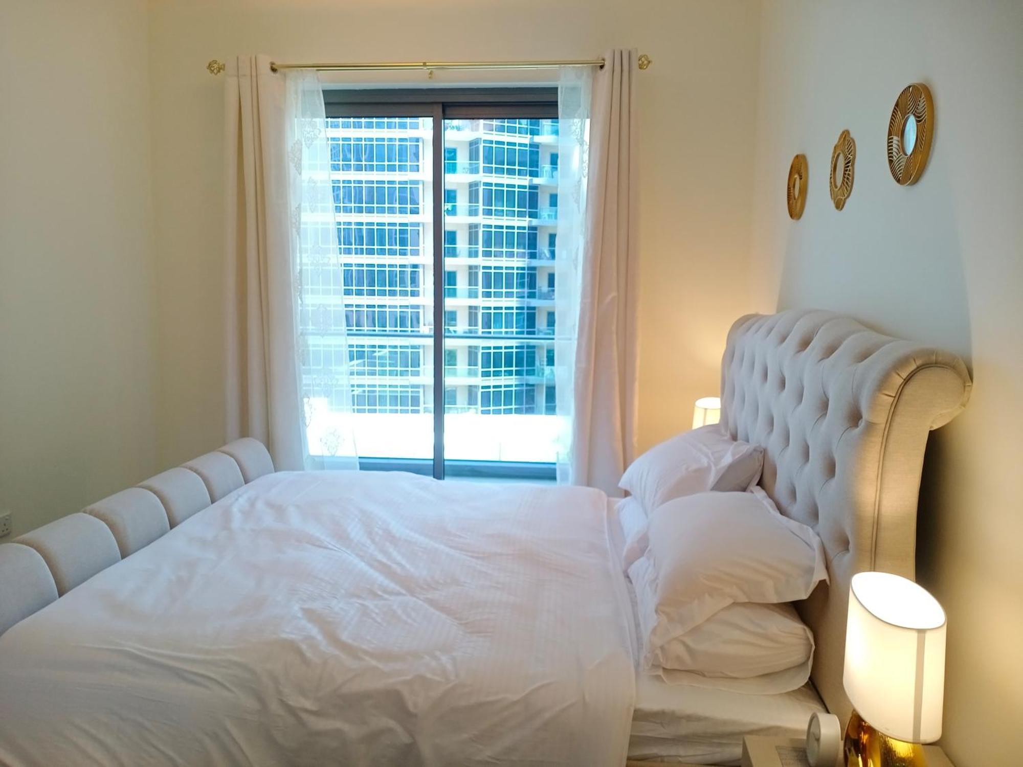 Apartment Luxury 1-br Near Burj Khalifa And Mall Dubai