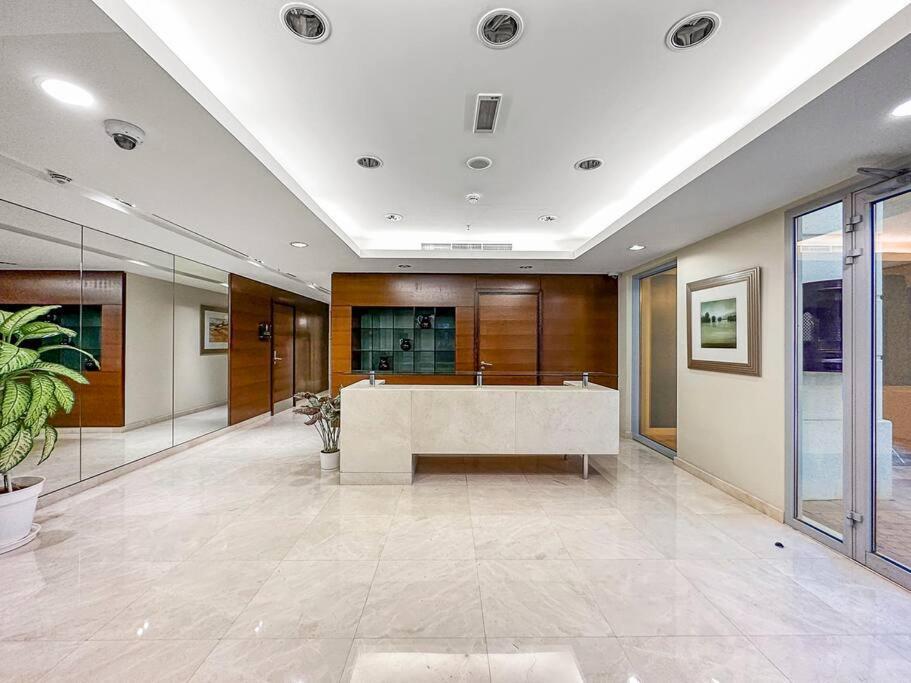 Apartment First Class 2br Incredible Burj Khalifa View Dubai